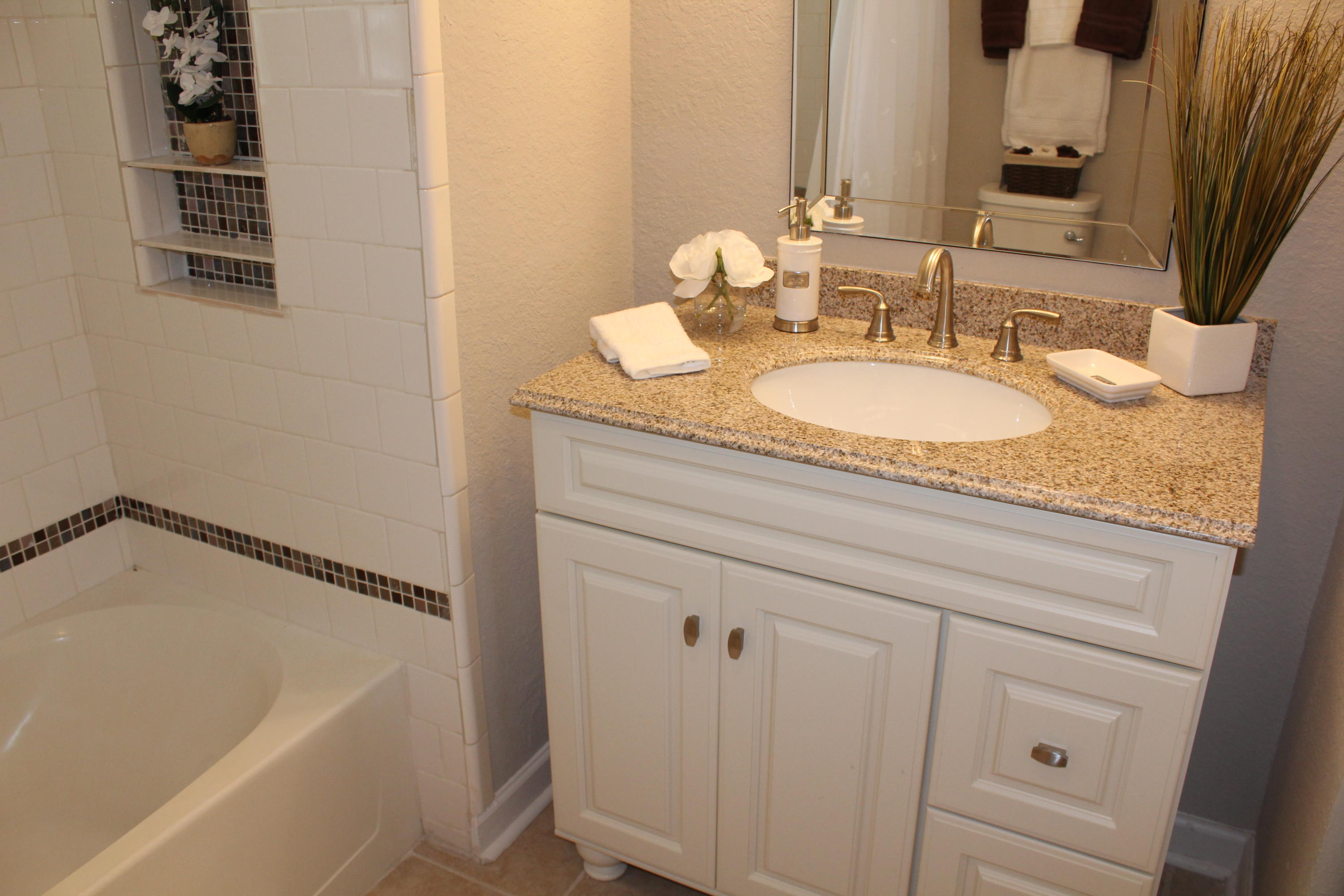 GARNIERS BEACH 6TH - Residential