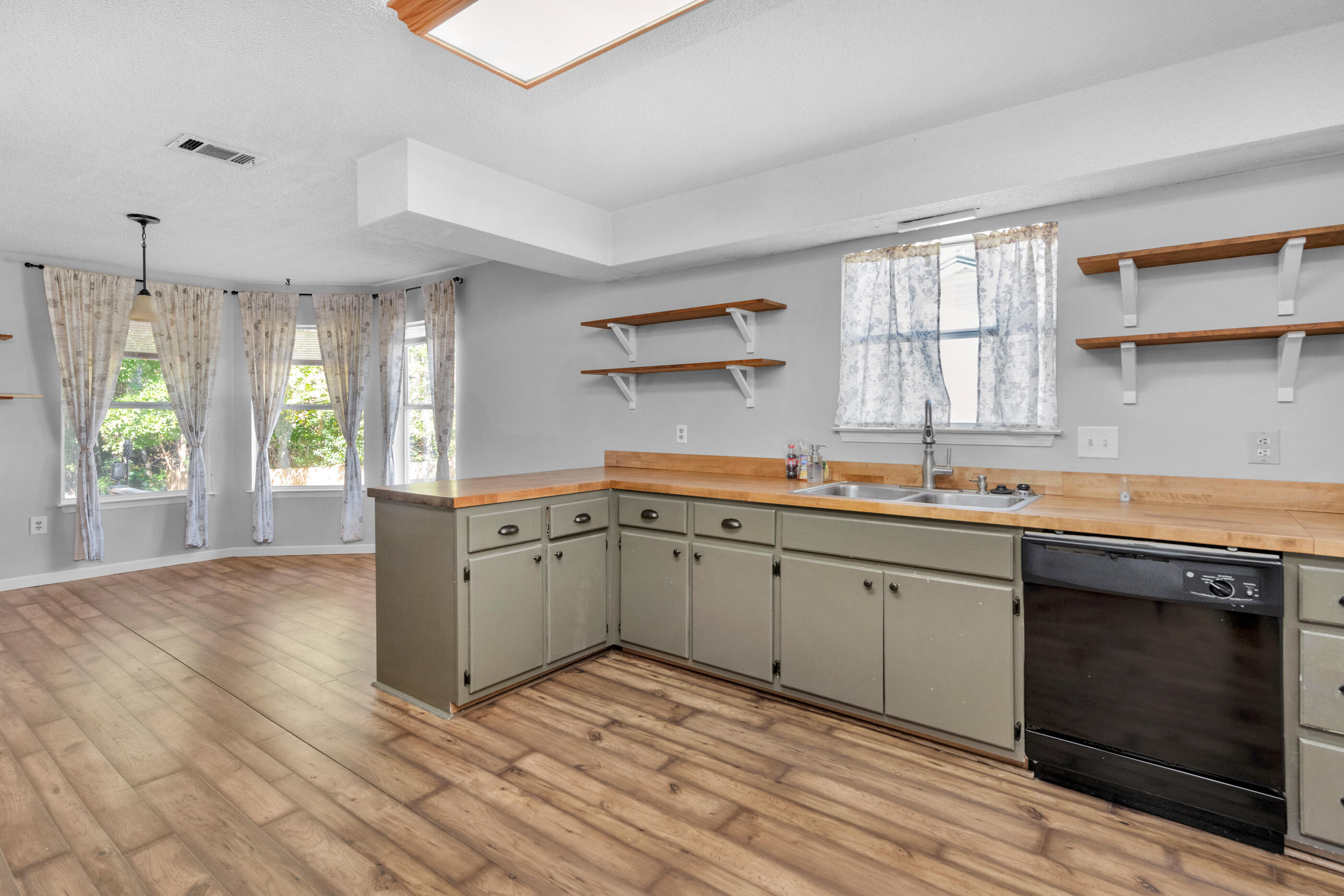 SOUTHVIEW ESTATES PH 2 - Residential