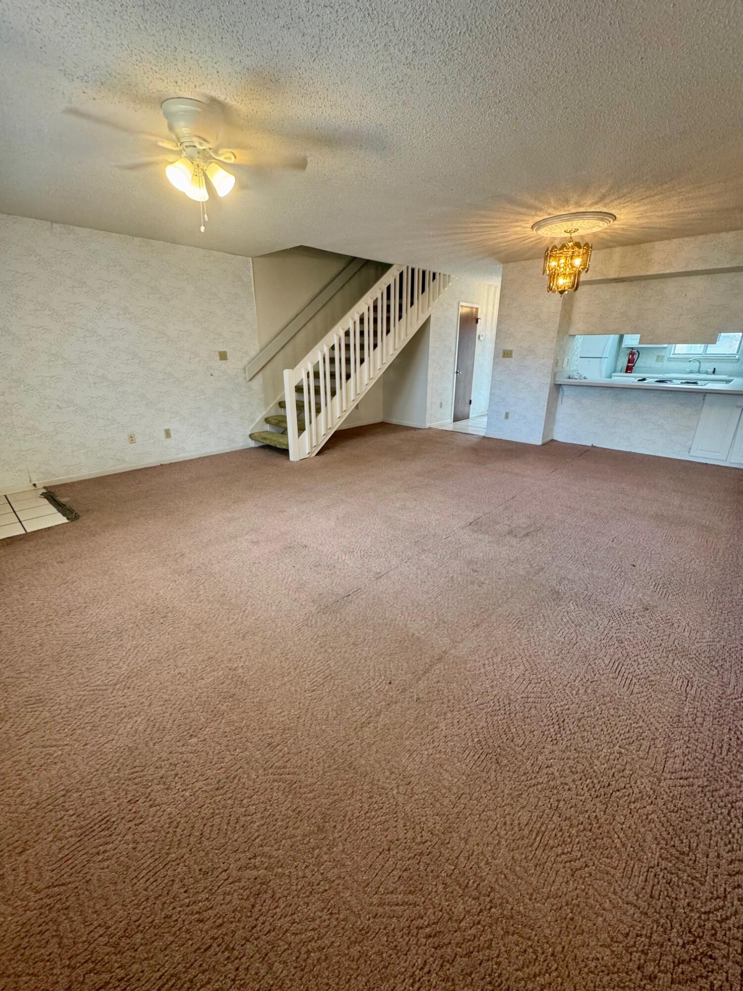 CEDAR AVE CONDO - Residential Lease