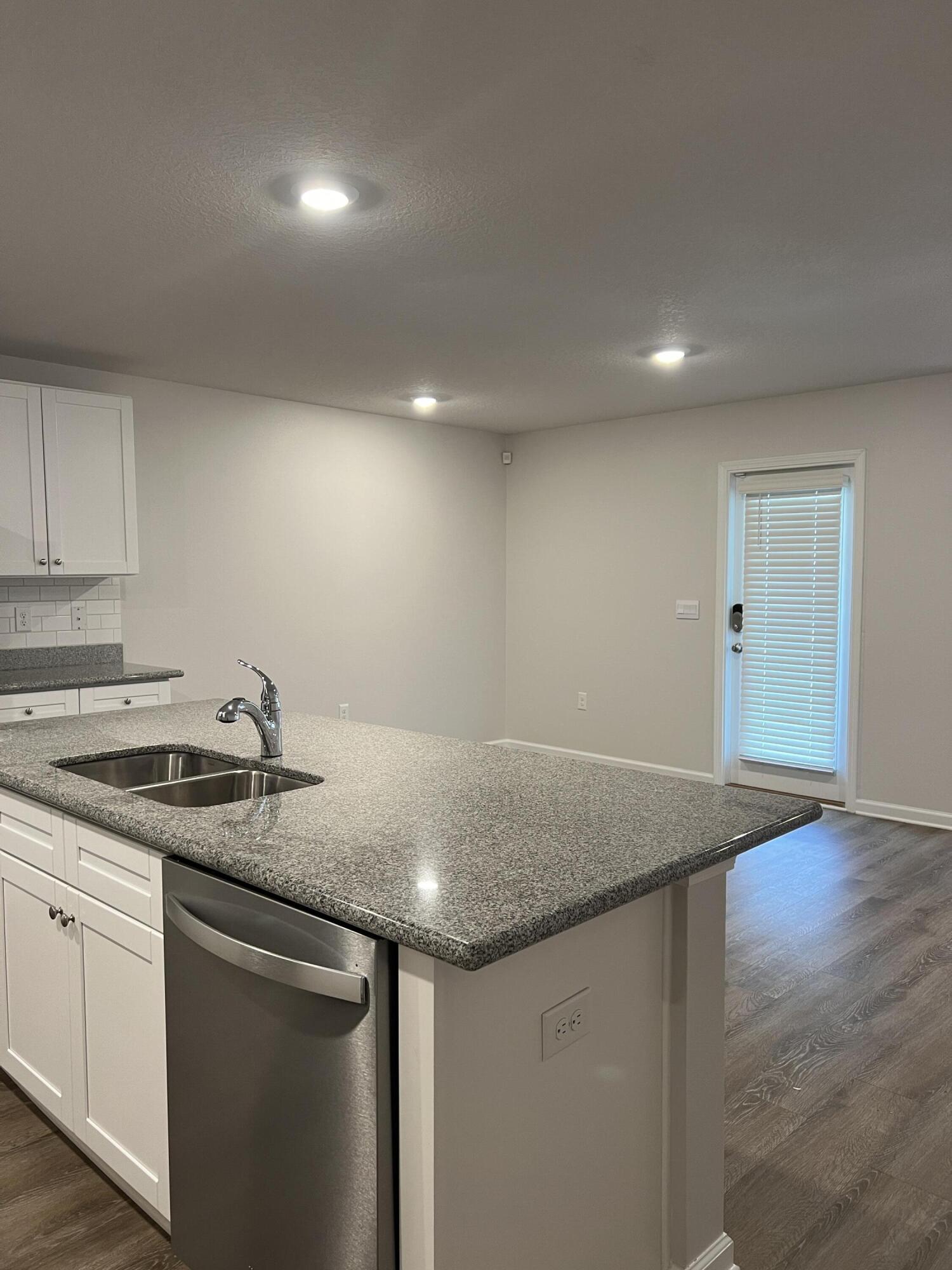 SHOAL RIVER LANDING - Residential Lease