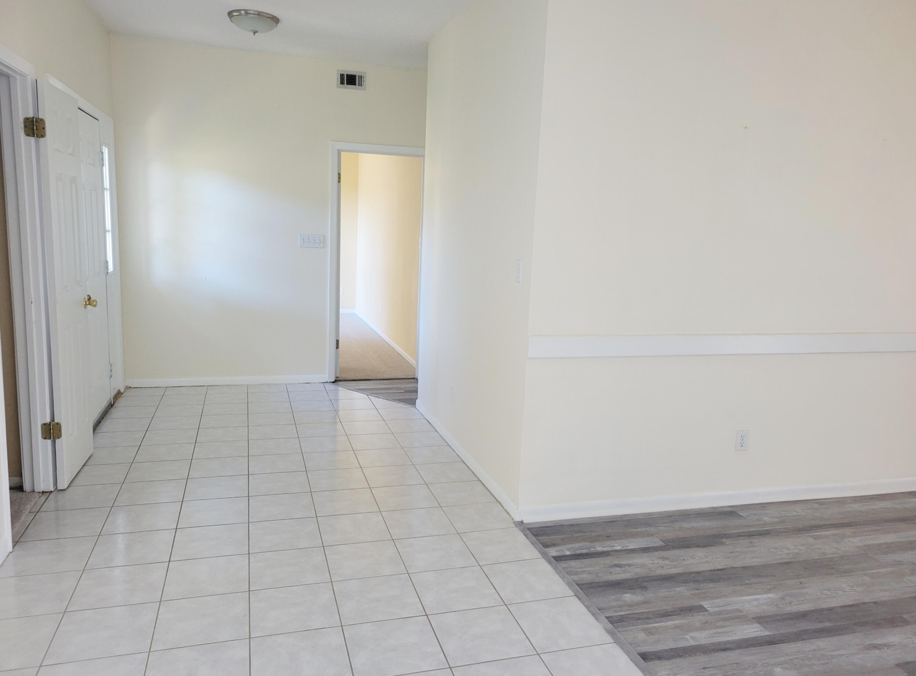 CLOVERDALE S/D 1ST ADDN - Residential