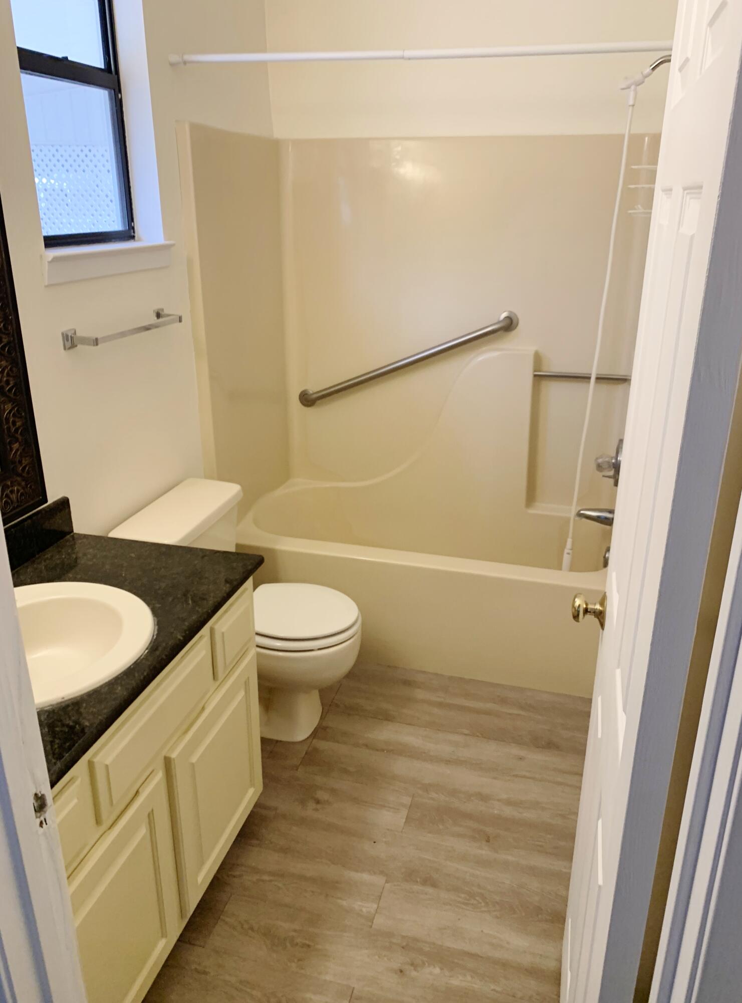 CLOVERDALE S/D 1ST ADDN - Residential