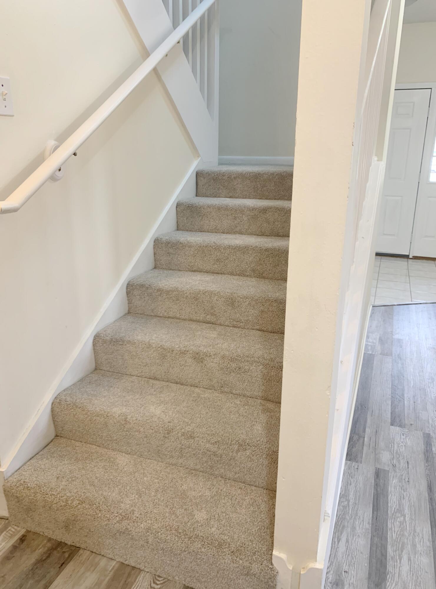 CLOVERDALE S/D 1ST ADDN - Residential