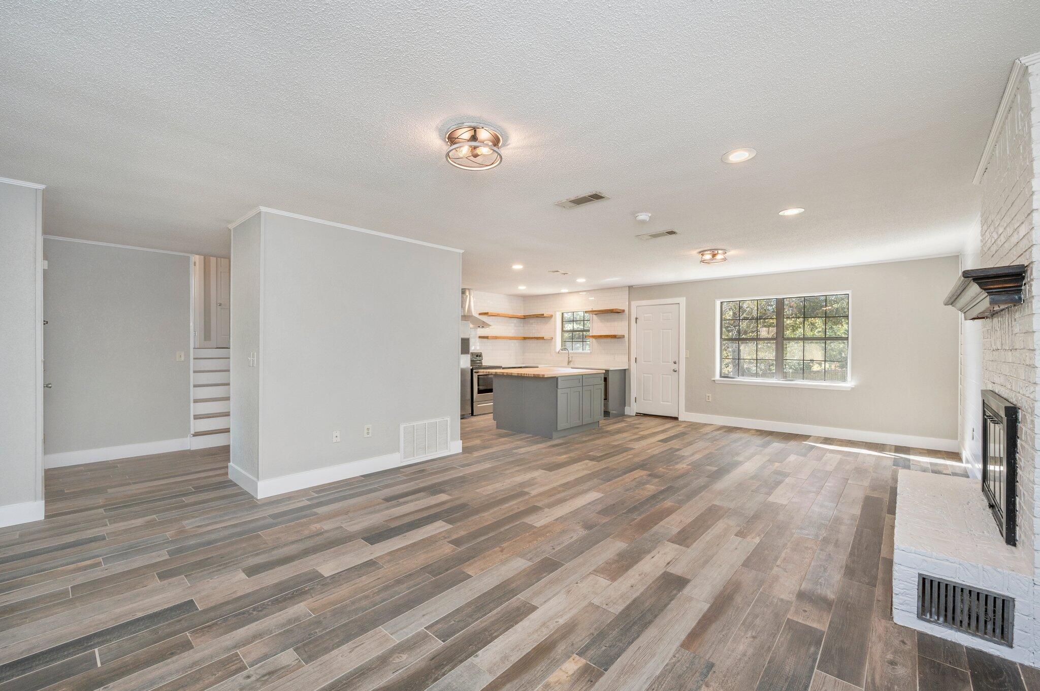 GRANDVIEW EAST - Residential