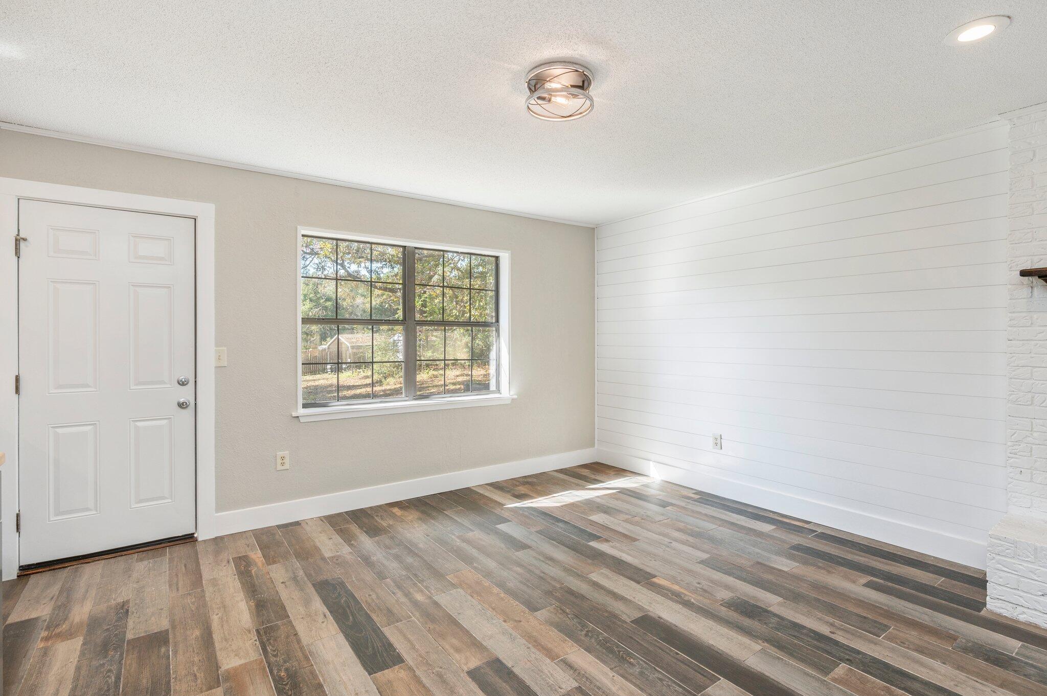 GRANDVIEW EAST - Residential