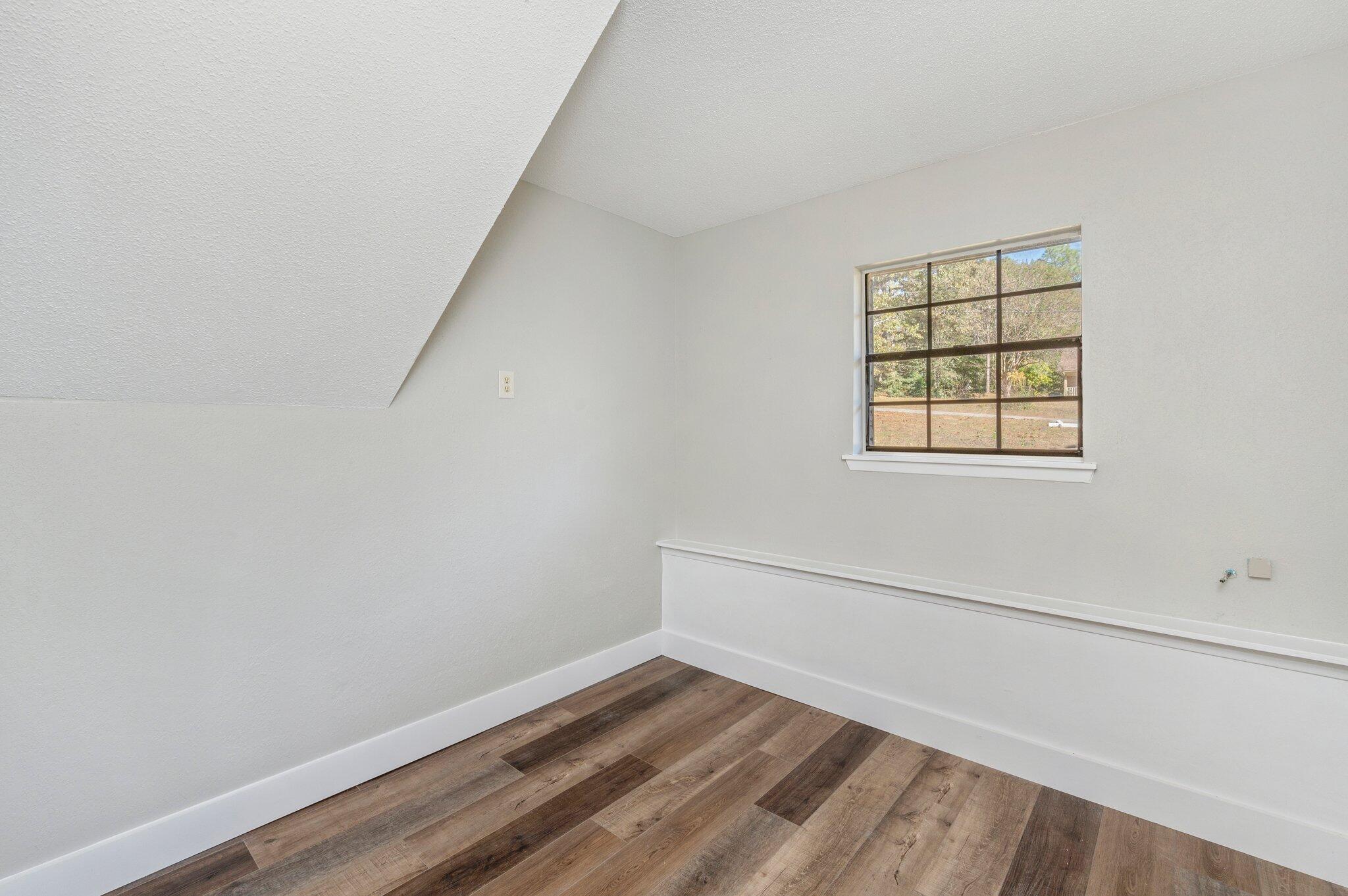 GRANDVIEW EAST - Residential