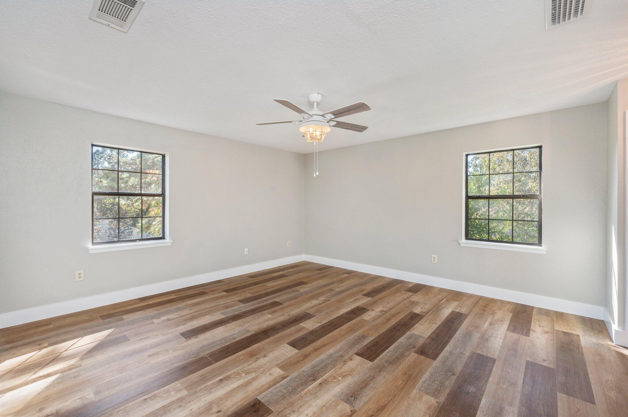 GRANDVIEW EAST - Residential