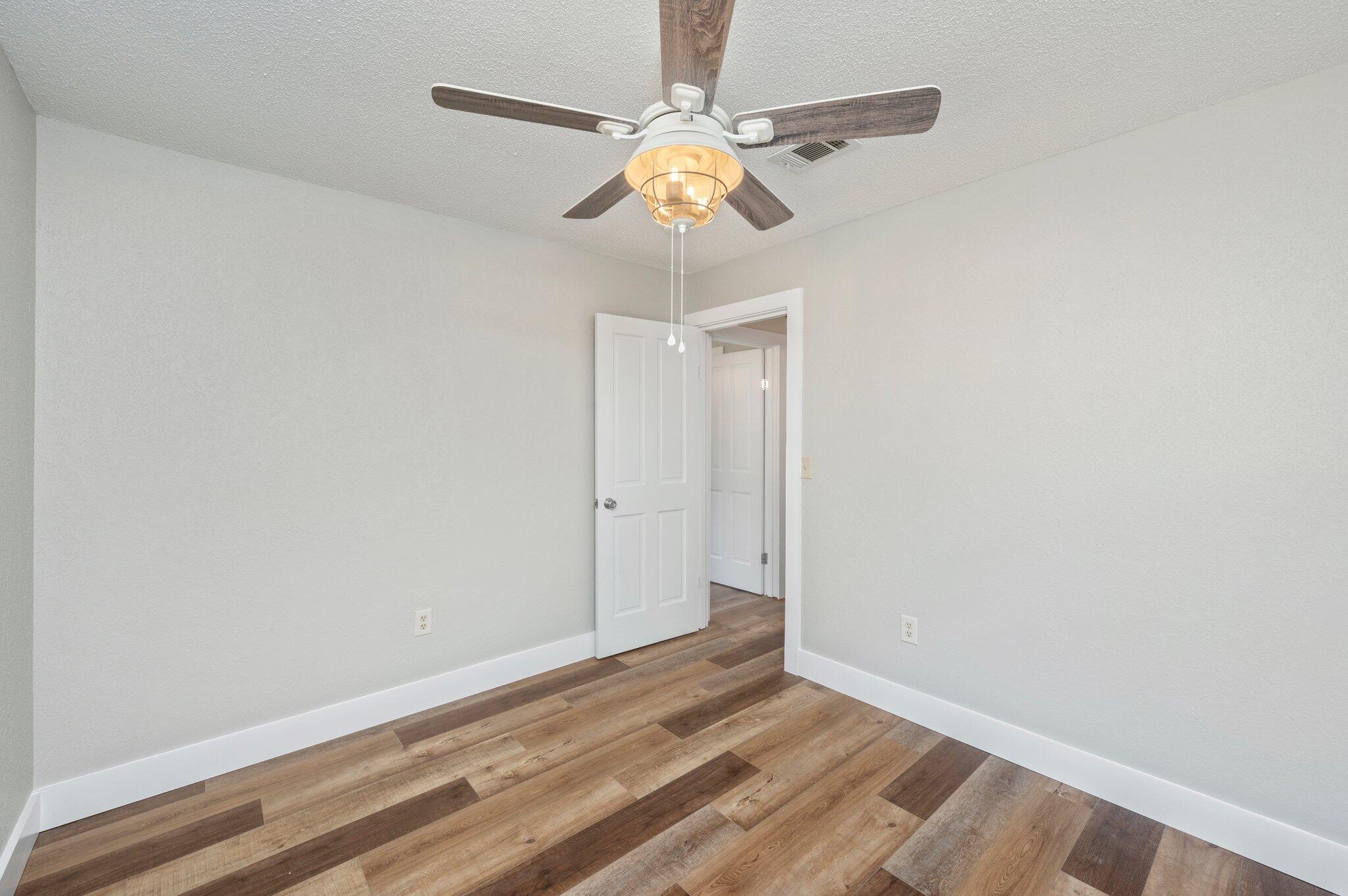 GRANDVIEW EAST - Residential