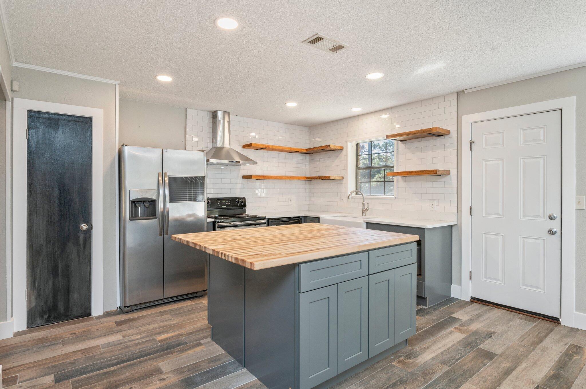 GRANDVIEW EAST - Residential