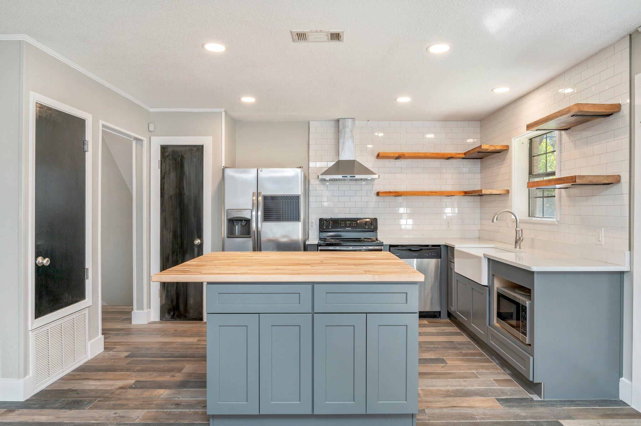 GRANDVIEW EAST - Residential