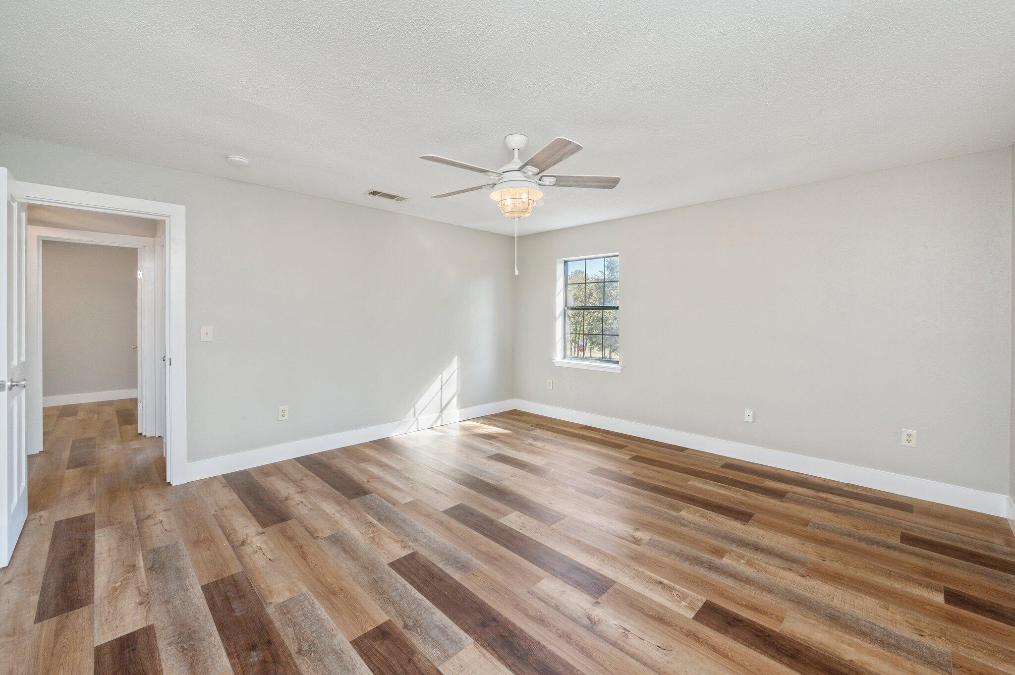 GRANDVIEW EAST - Residential