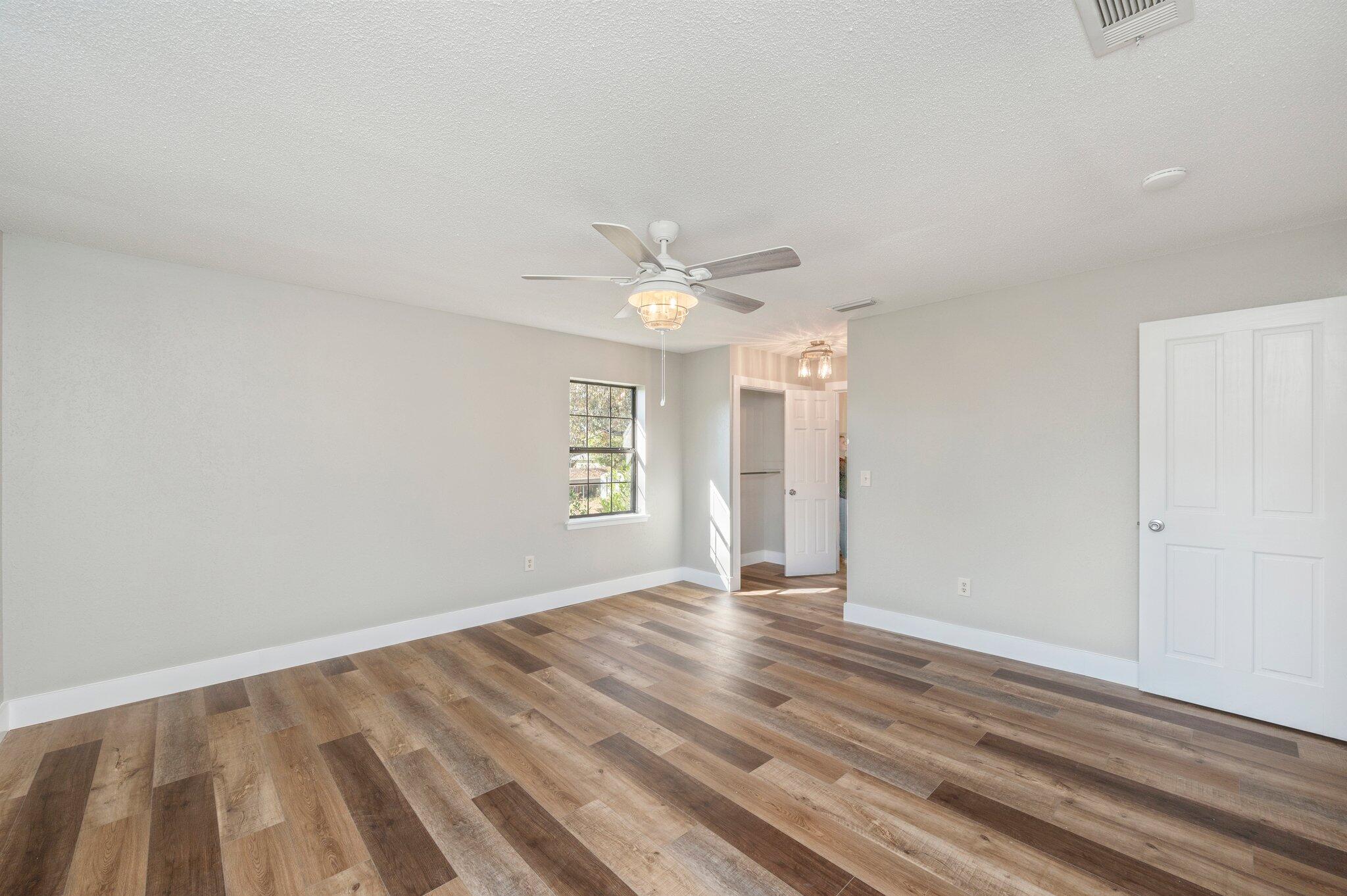 GRANDVIEW EAST - Residential