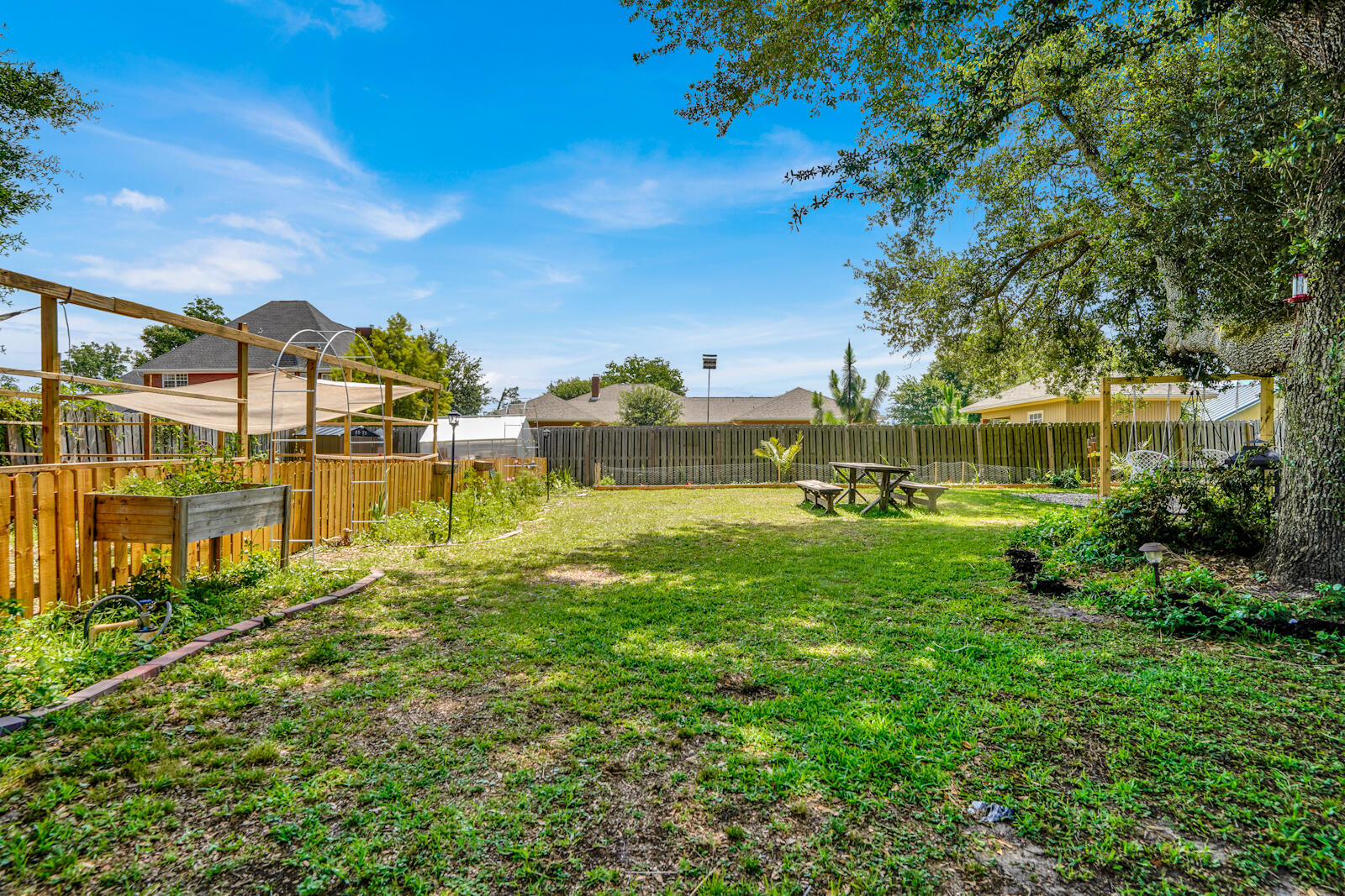 KINGS POINT UNIT 6 - Residential