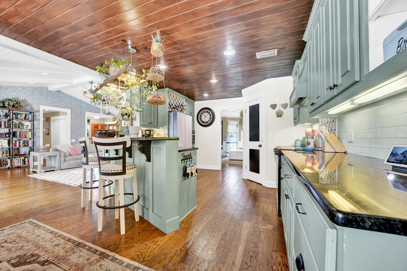 KINGS POINT UNIT 6 - Residential