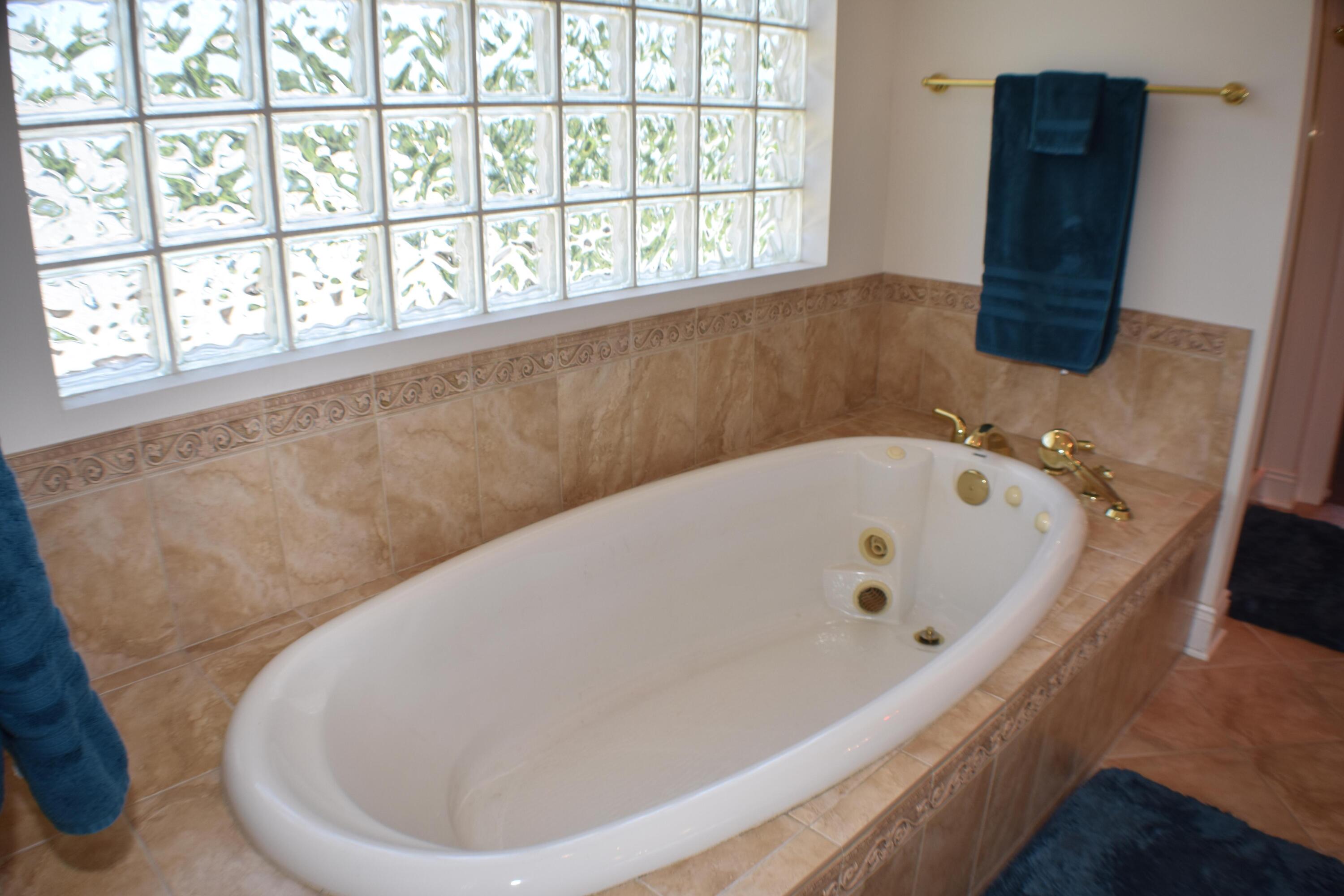 BAYSIDE - Residential