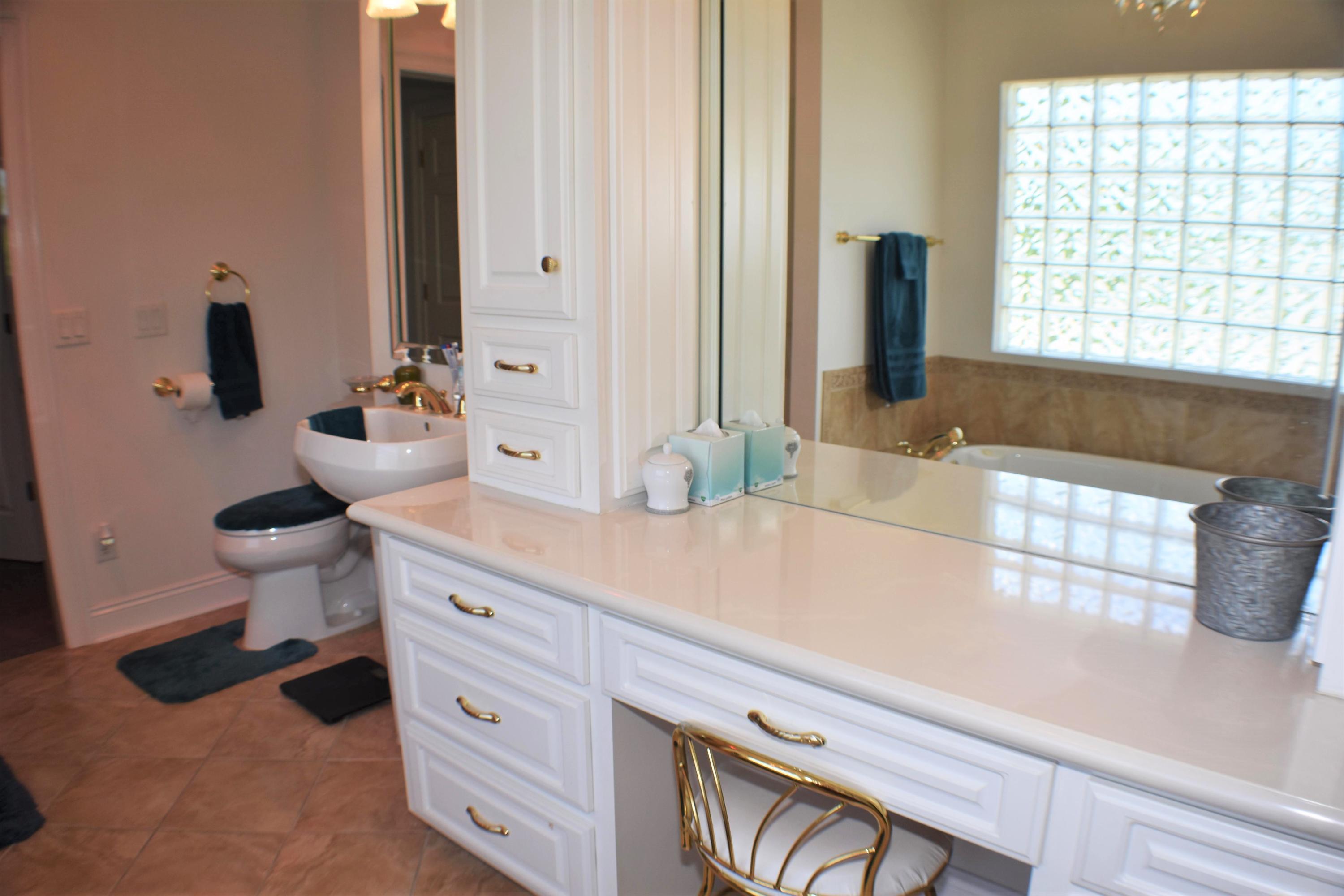 BAYSIDE - Residential