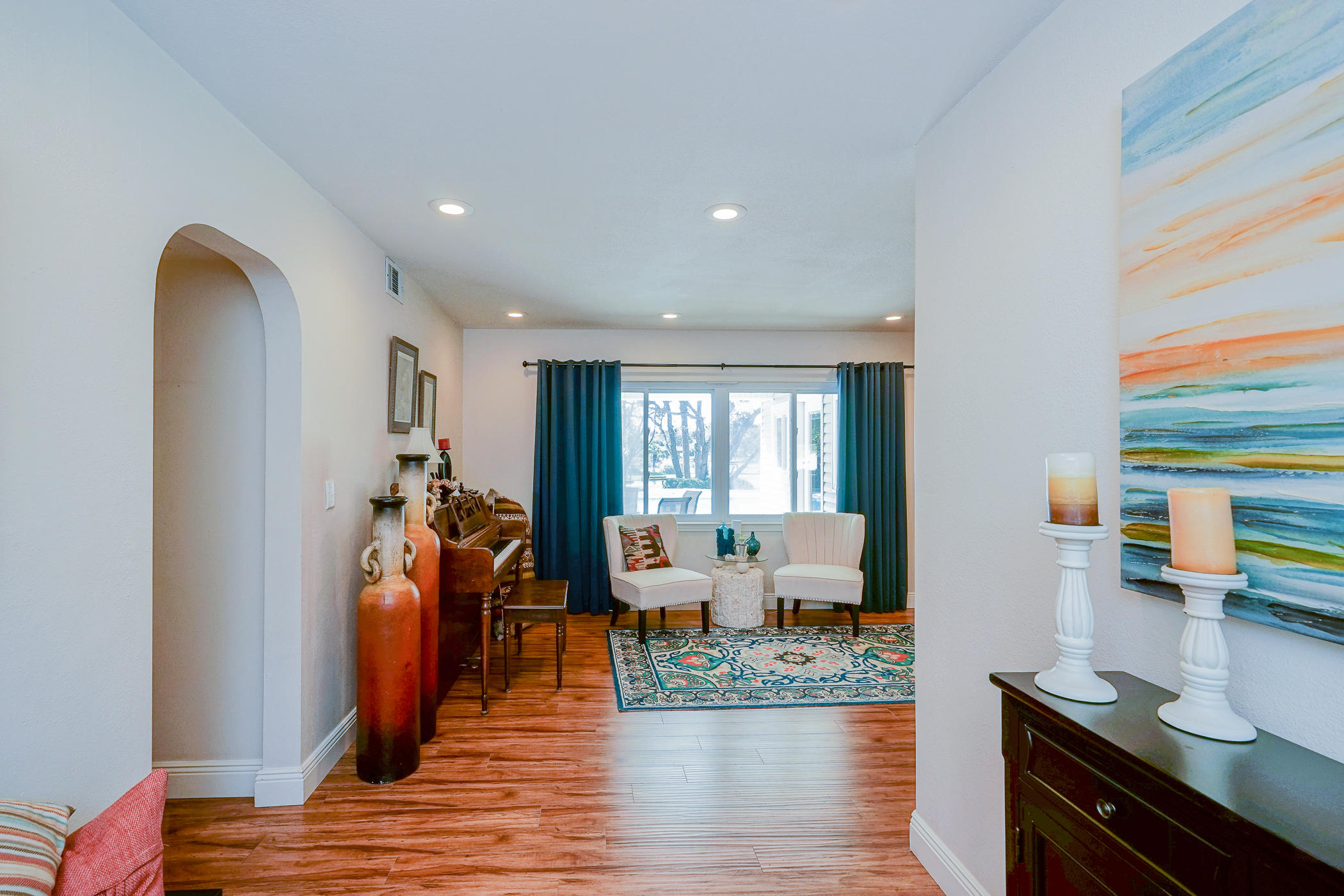 ELLIOTTS POINT 9TH ADDN - Residential