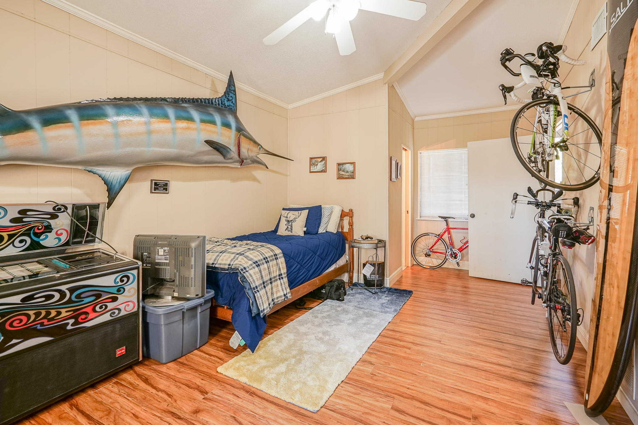 ELLIOTTS POINT 9TH ADDN - Residential