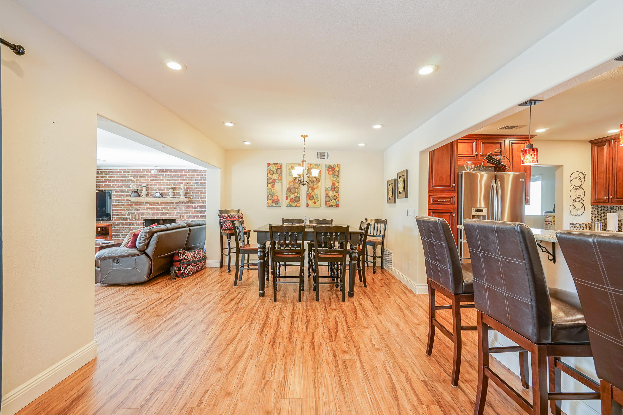 ELLIOTTS POINT 9TH ADDN - Residential