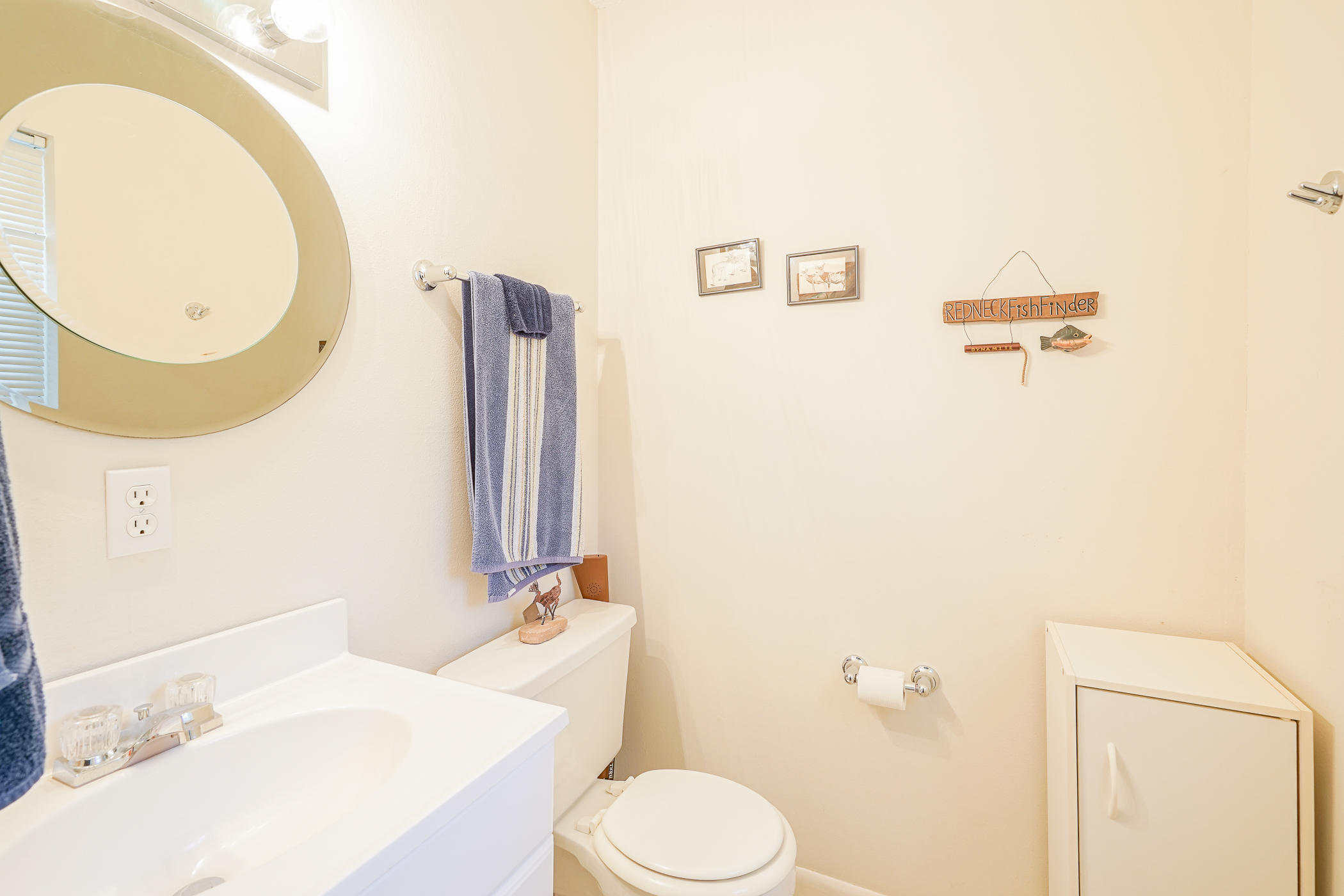 ELLIOTTS POINT 9TH ADDN - Residential