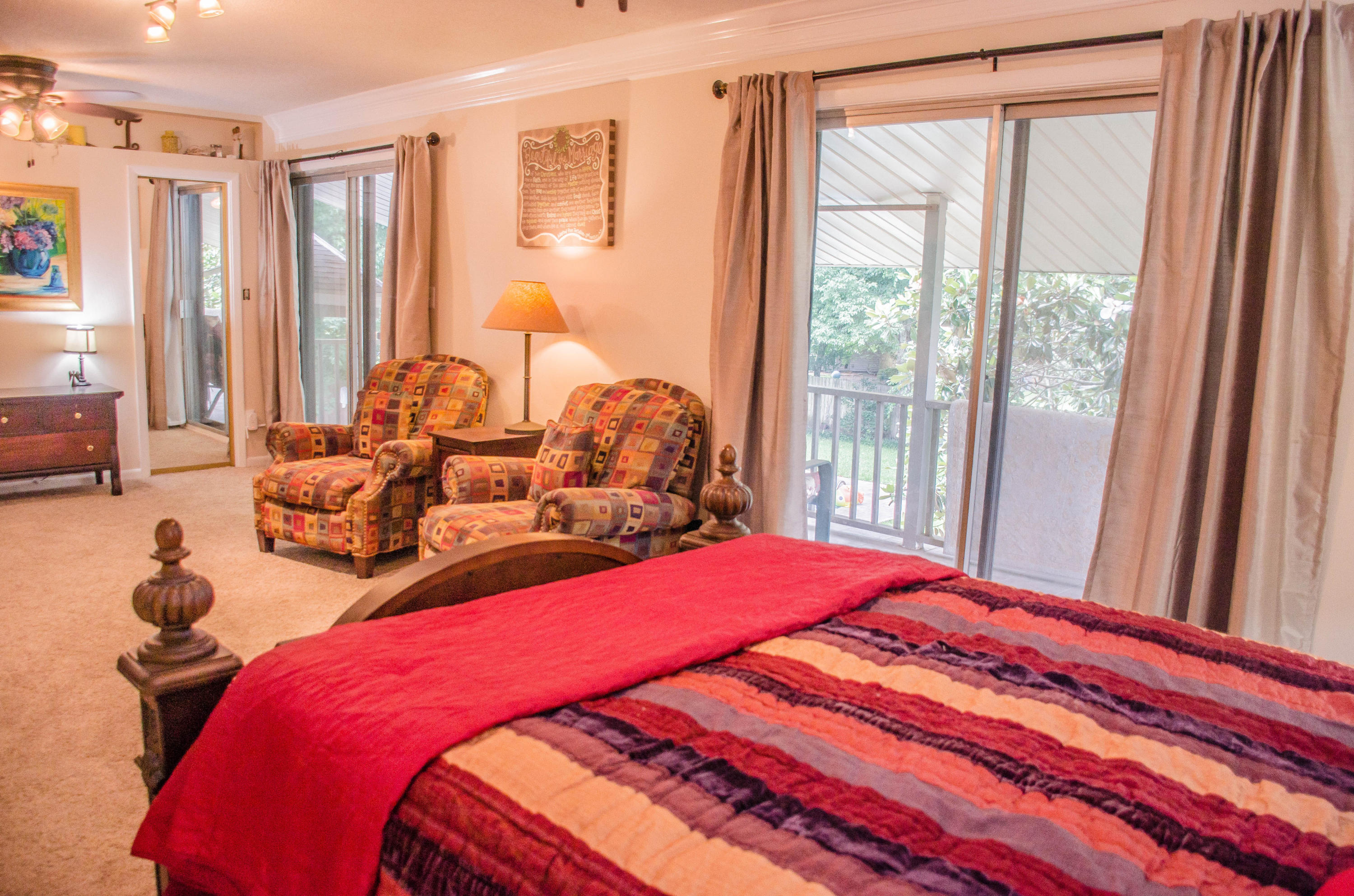 COUNTRY CLUB ESTATES - Residential