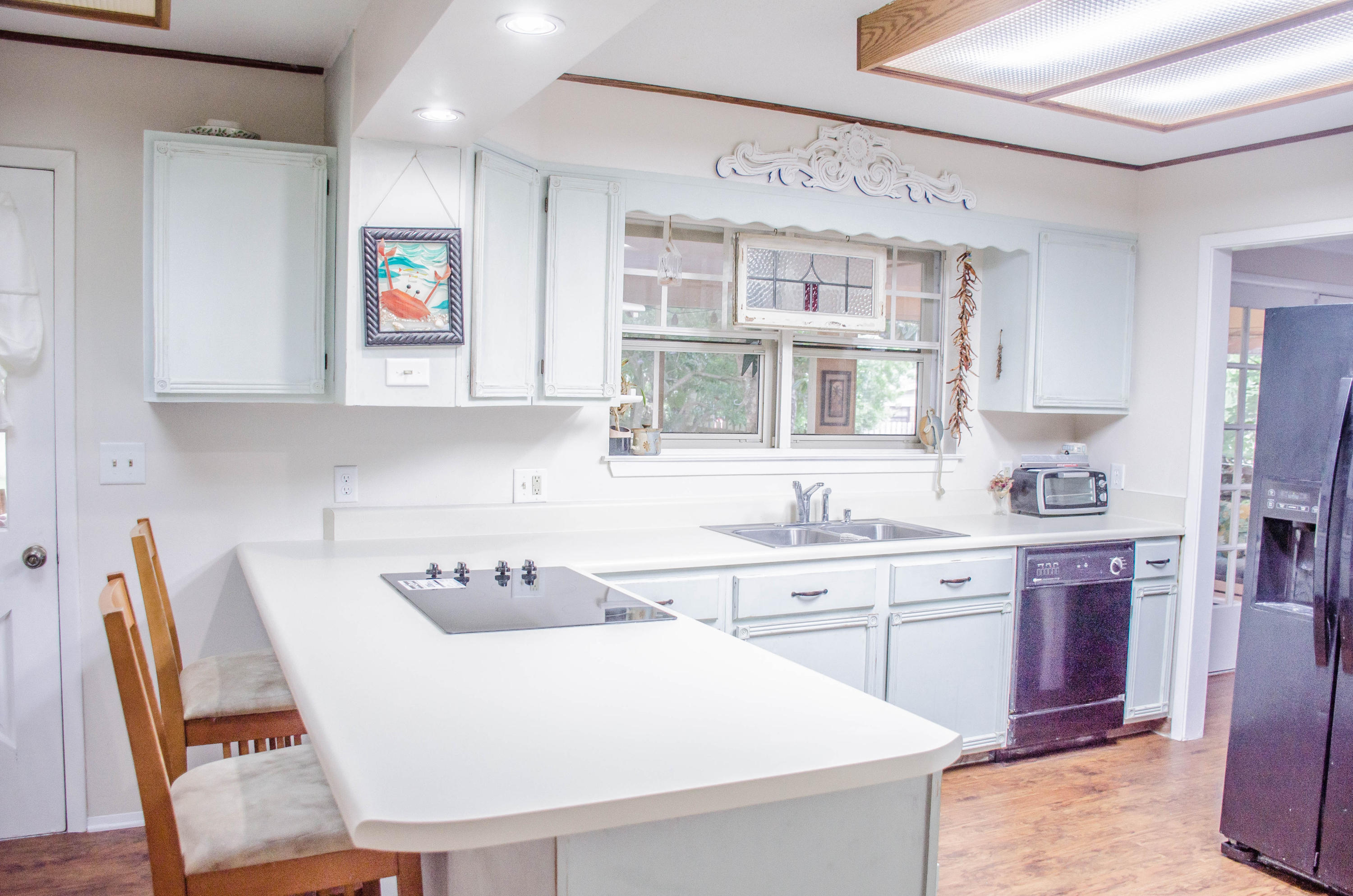 COUNTRY CLUB ESTATES - Residential