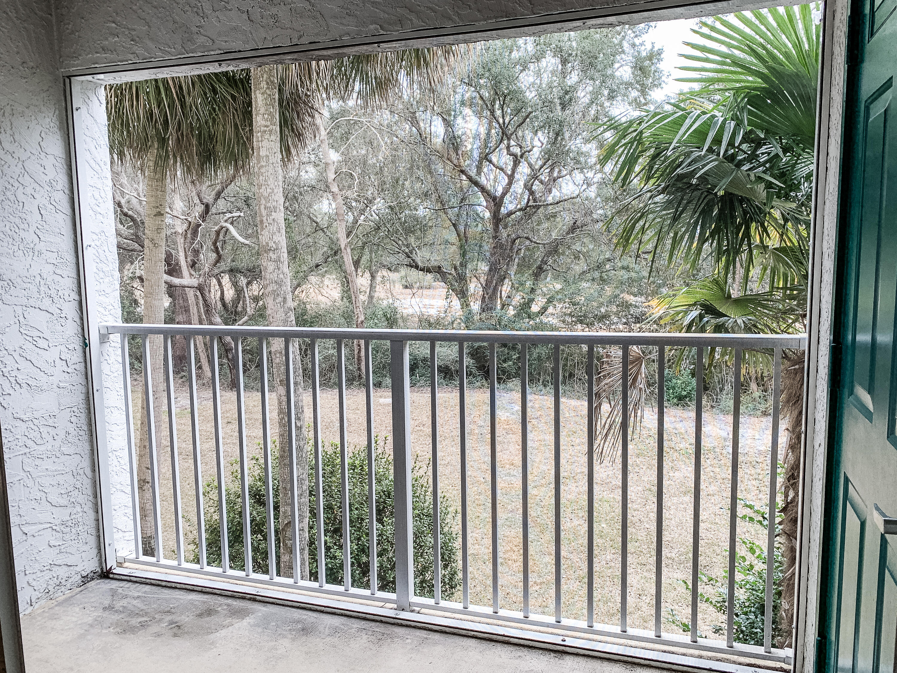 FLORIDA CLUB - Residential Lease