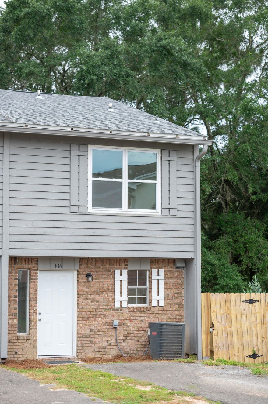 Remodeled end unit in Fort Walton Beach! Home boasts new Luxury Vinyl Flooring and new kitchen cabinets with gorgeous Quartz countertops. Updated lighting to LED lighting and new fans. NO popcorn ceilings. Entire home was freshly painted. Updated trim and hardware.  Roof is 3 years old and has a new water heater. Upstairs also boasts a make up vanity area and beautiful view from balcony to golf course.