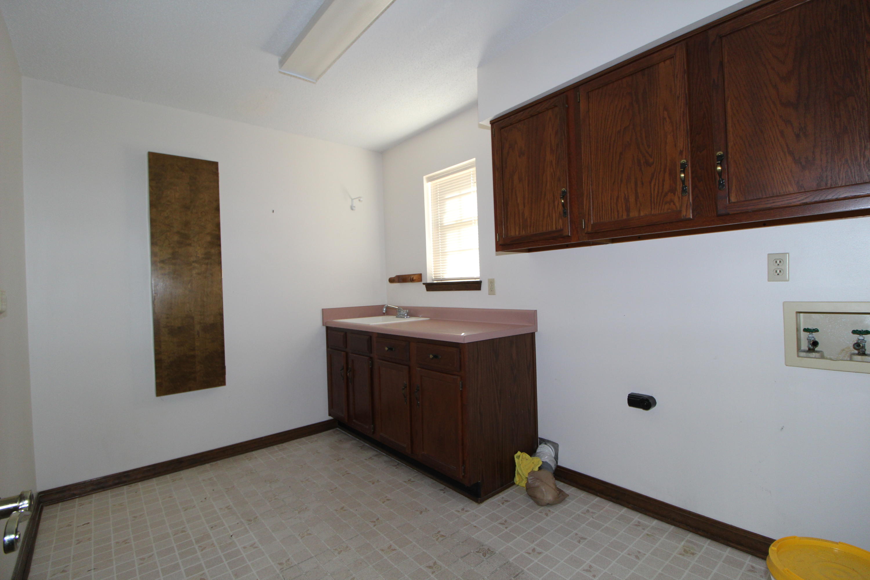 HANDS COVE - Residential