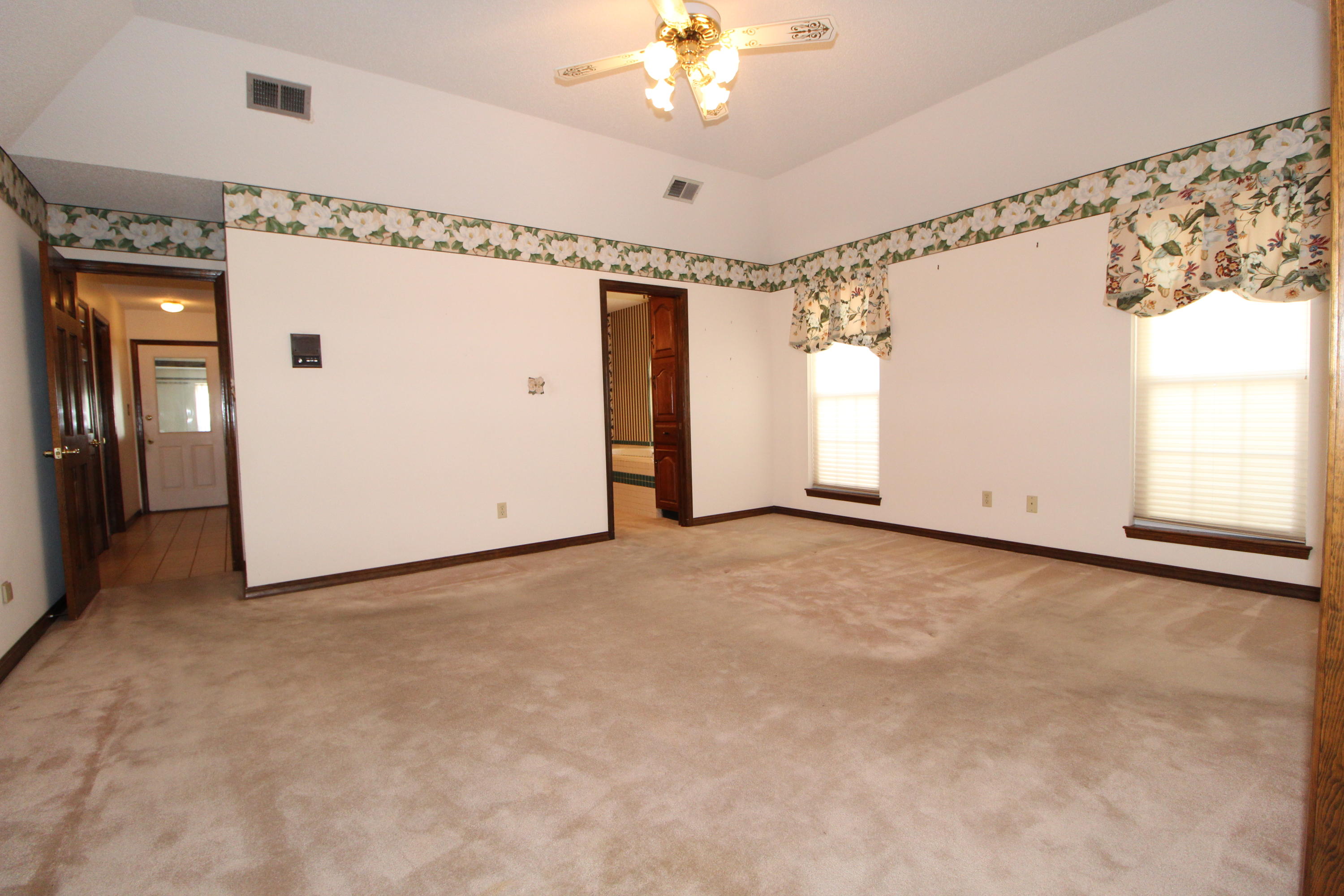 HANDS COVE - Residential