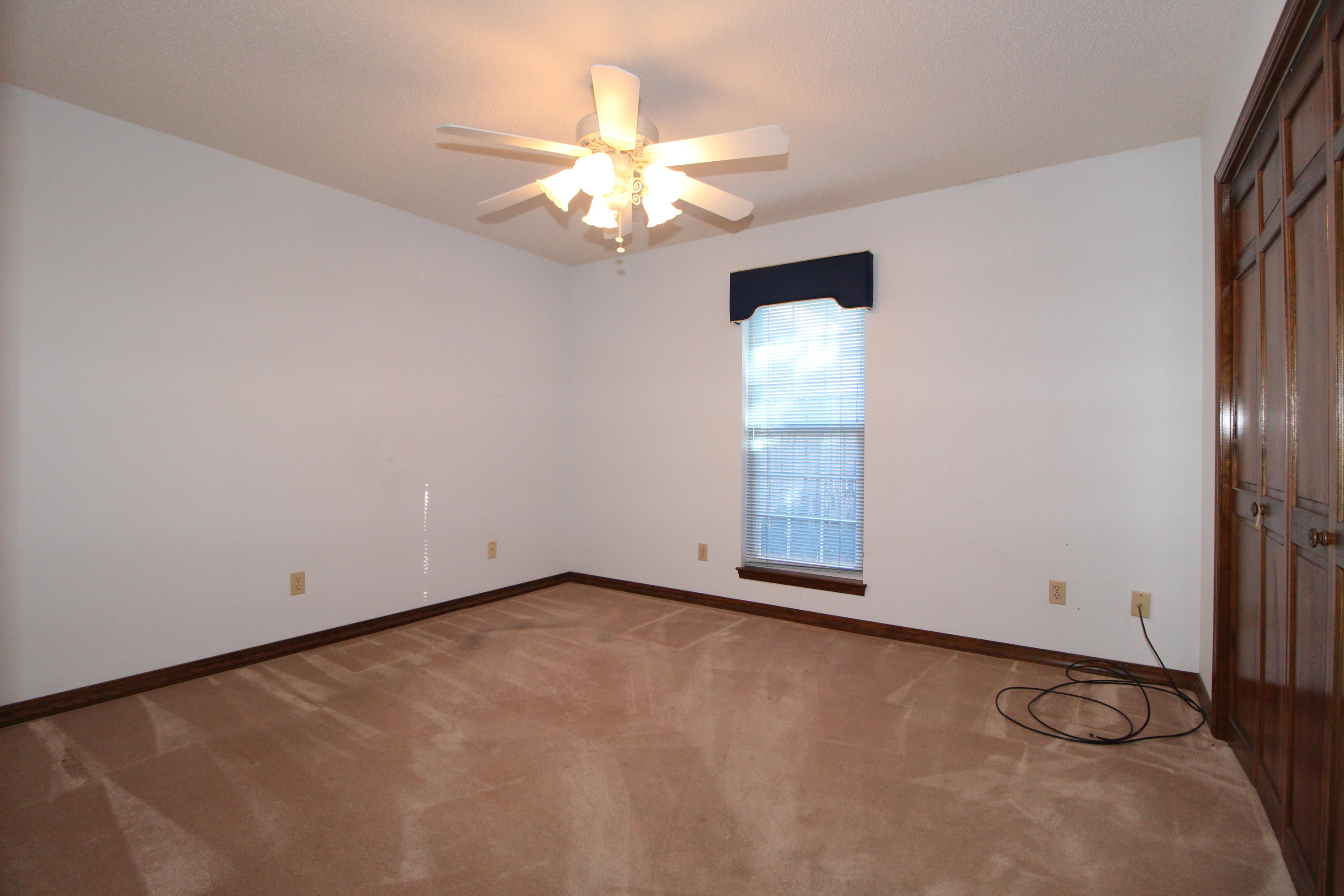 HANDS COVE - Residential