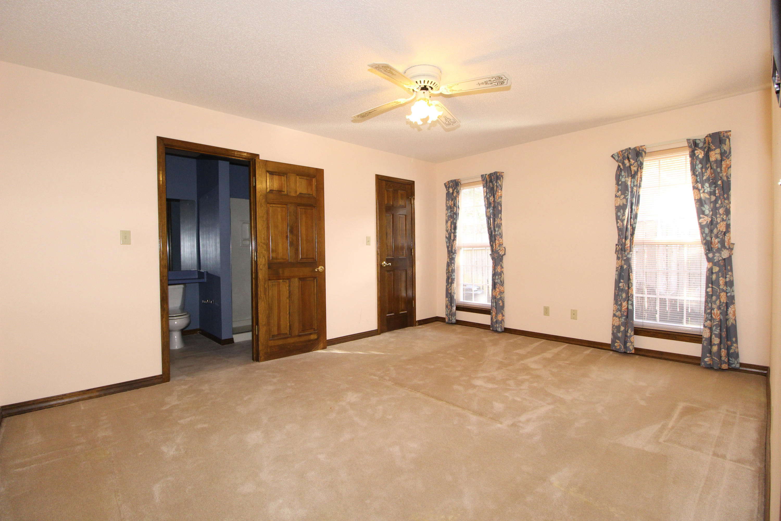 HANDS COVE - Residential