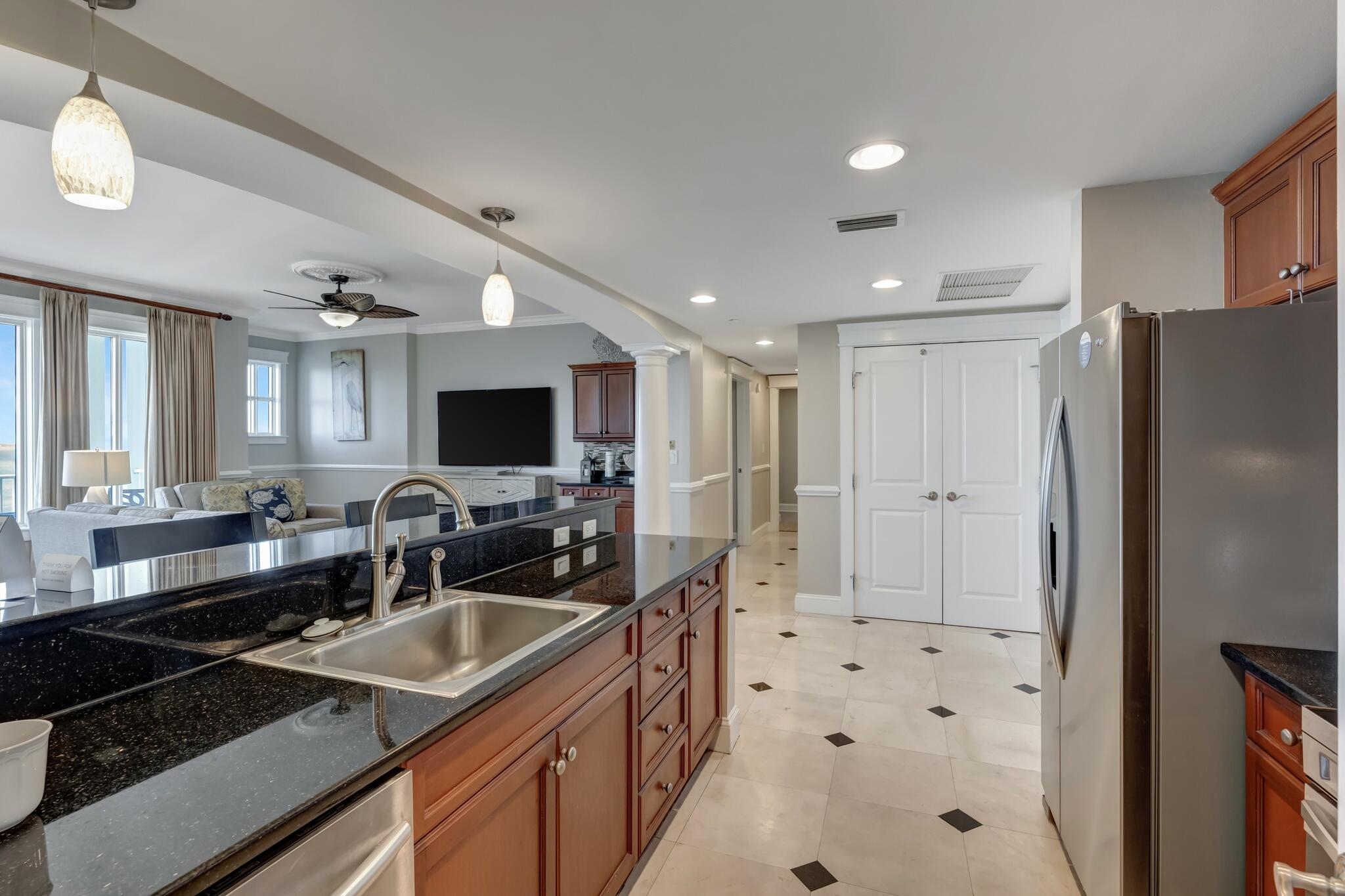 GRAND SANDESTIN - Residential Lease