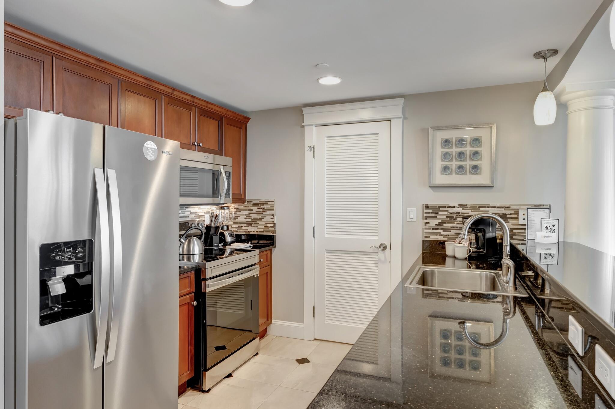 GRAND SANDESTIN - Residential Lease