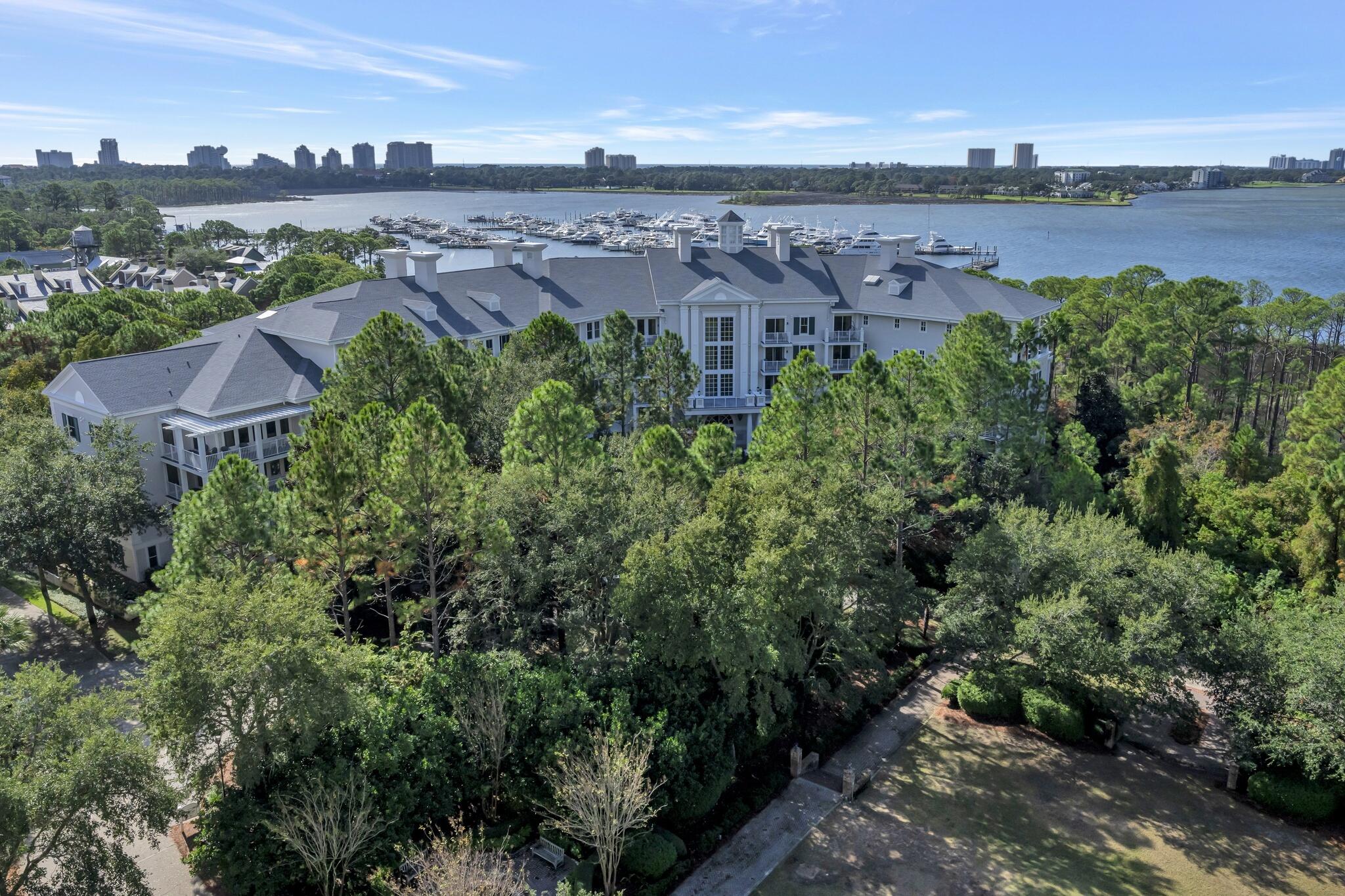 GRAND SANDESTIN - Residential Lease