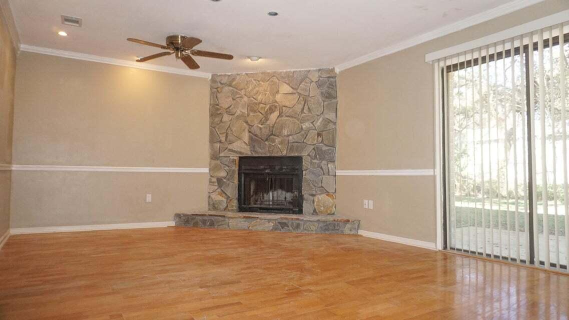 ROCKY BAYOU T/H - Residential Lease