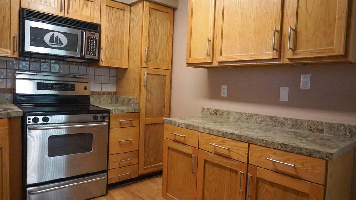 ROCKY BAYOU T/H - Residential Lease