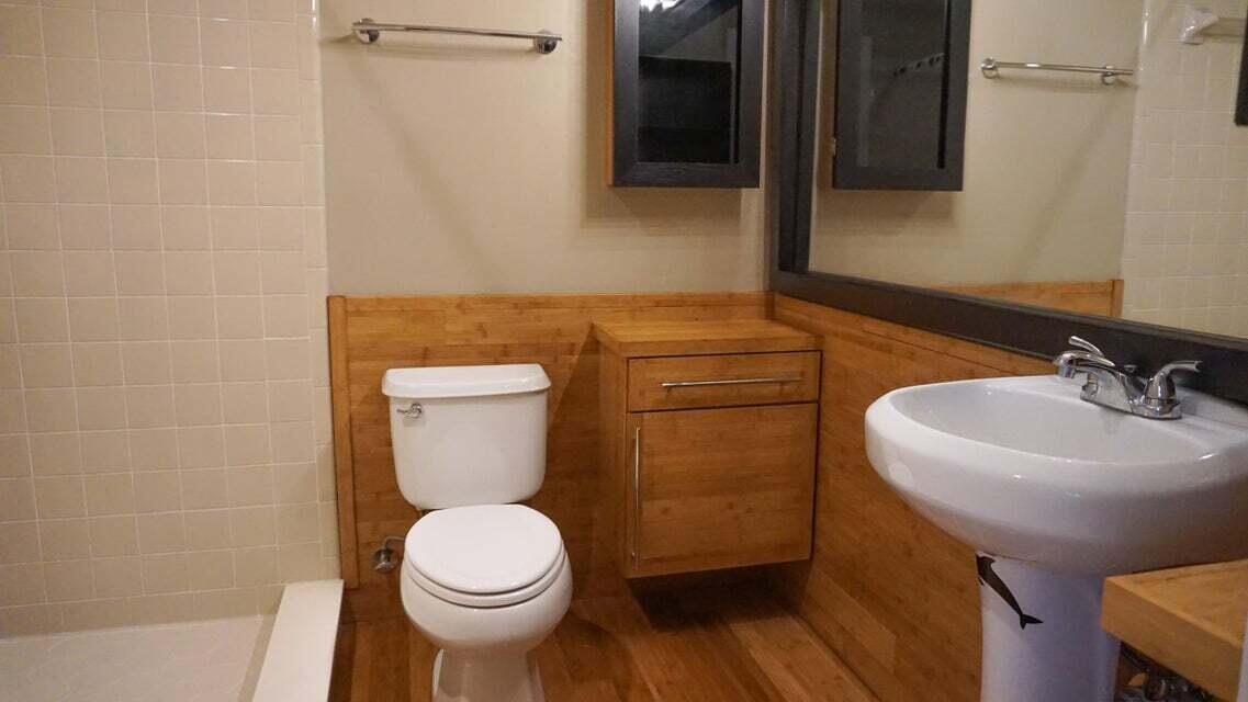 ROCKY BAYOU T/H - Residential Lease