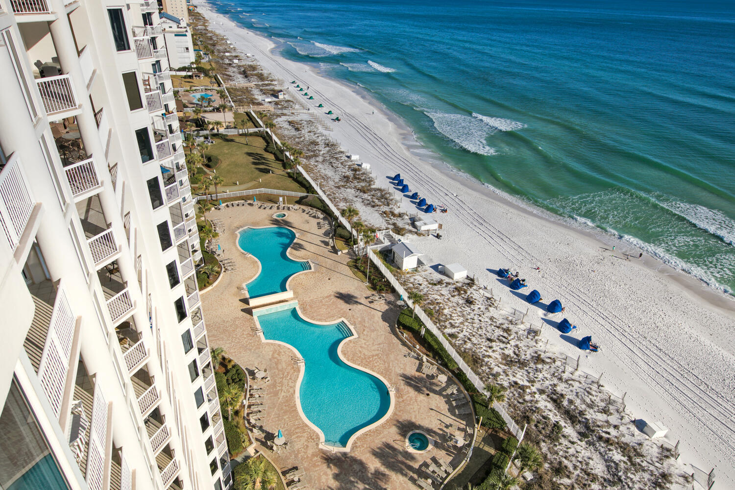 SILVER BEACH TOWERS - Residential