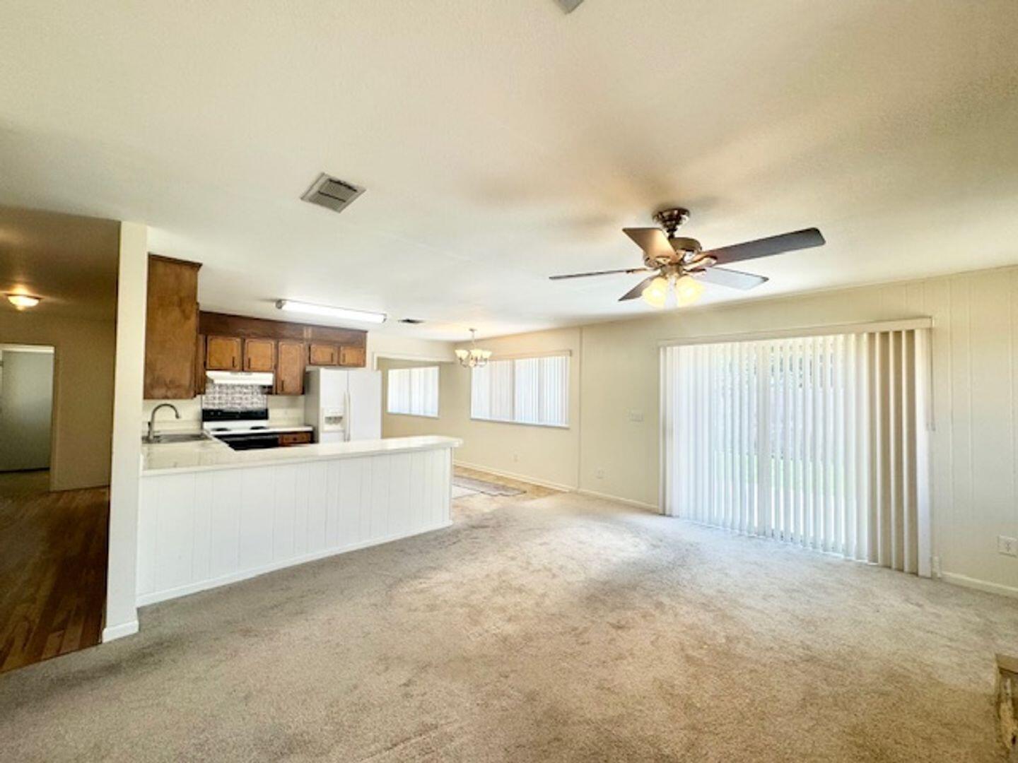 PALM ESTATES UNIT 2 - Residential Lease