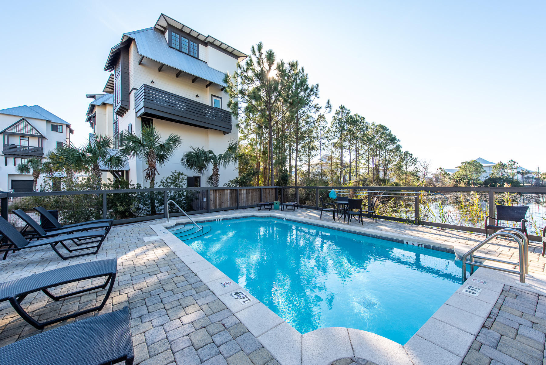 TRESCA PLACE - Residential