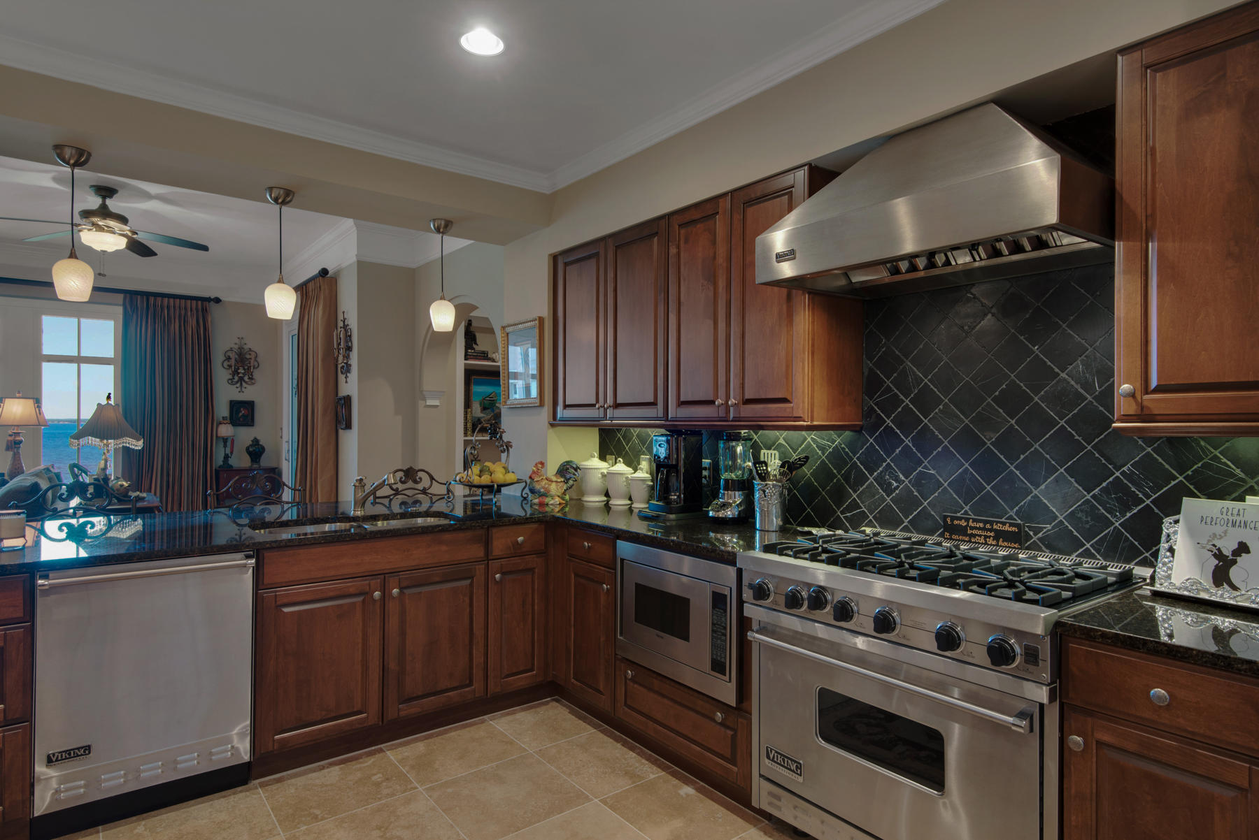 ONE WATER PLACE AT KELLY PLANTATION - Residential