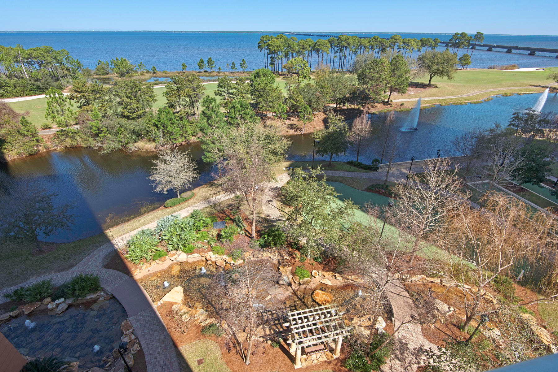 ONE WATER PLACE AT KELLY PLANTATION - Residential