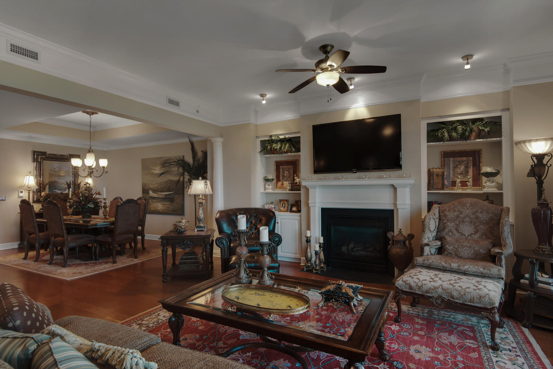 ONE WATER PLACE AT KELLY PLANTATION - Residential