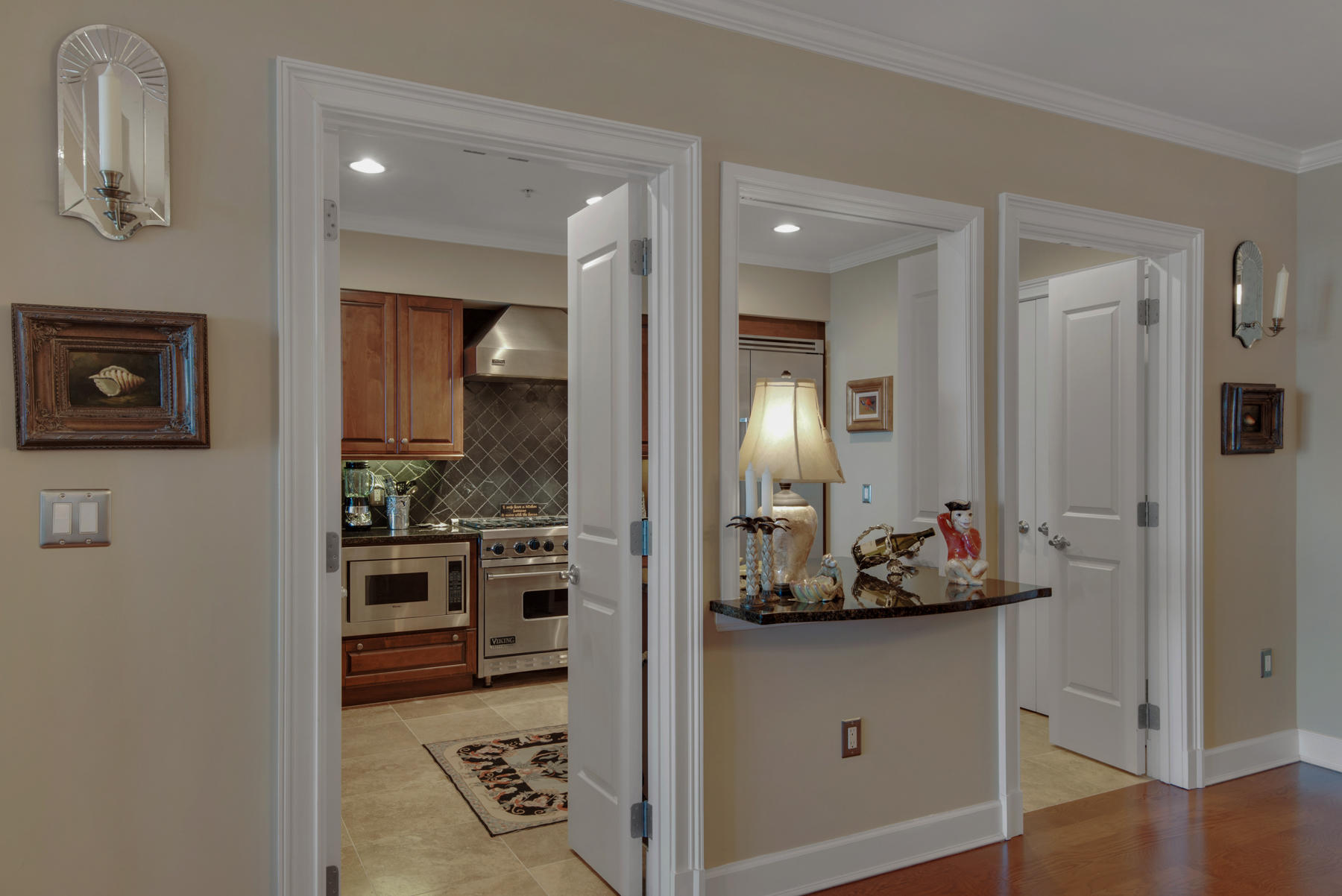 ONE WATER PLACE AT KELLY PLANTATION - Residential