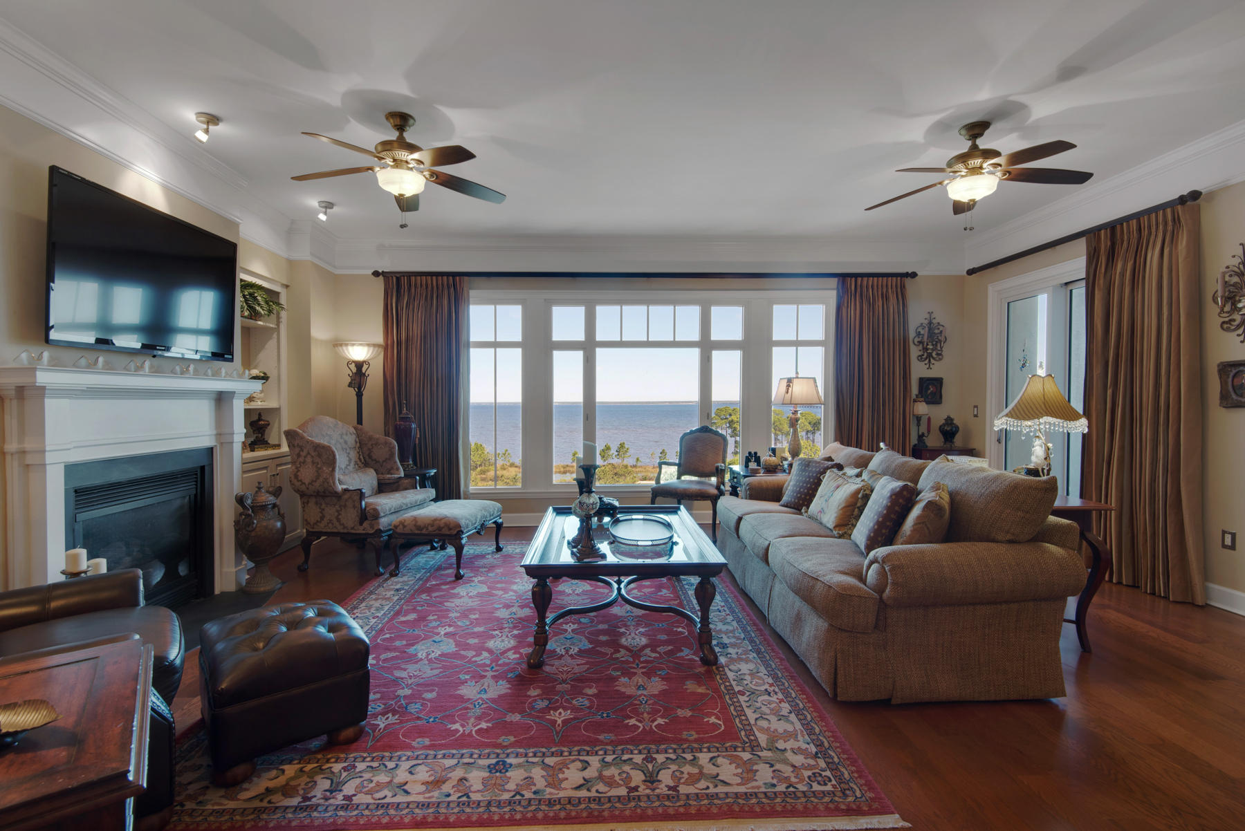 ONE WATER PLACE AT KELLY PLANTATION - Residential