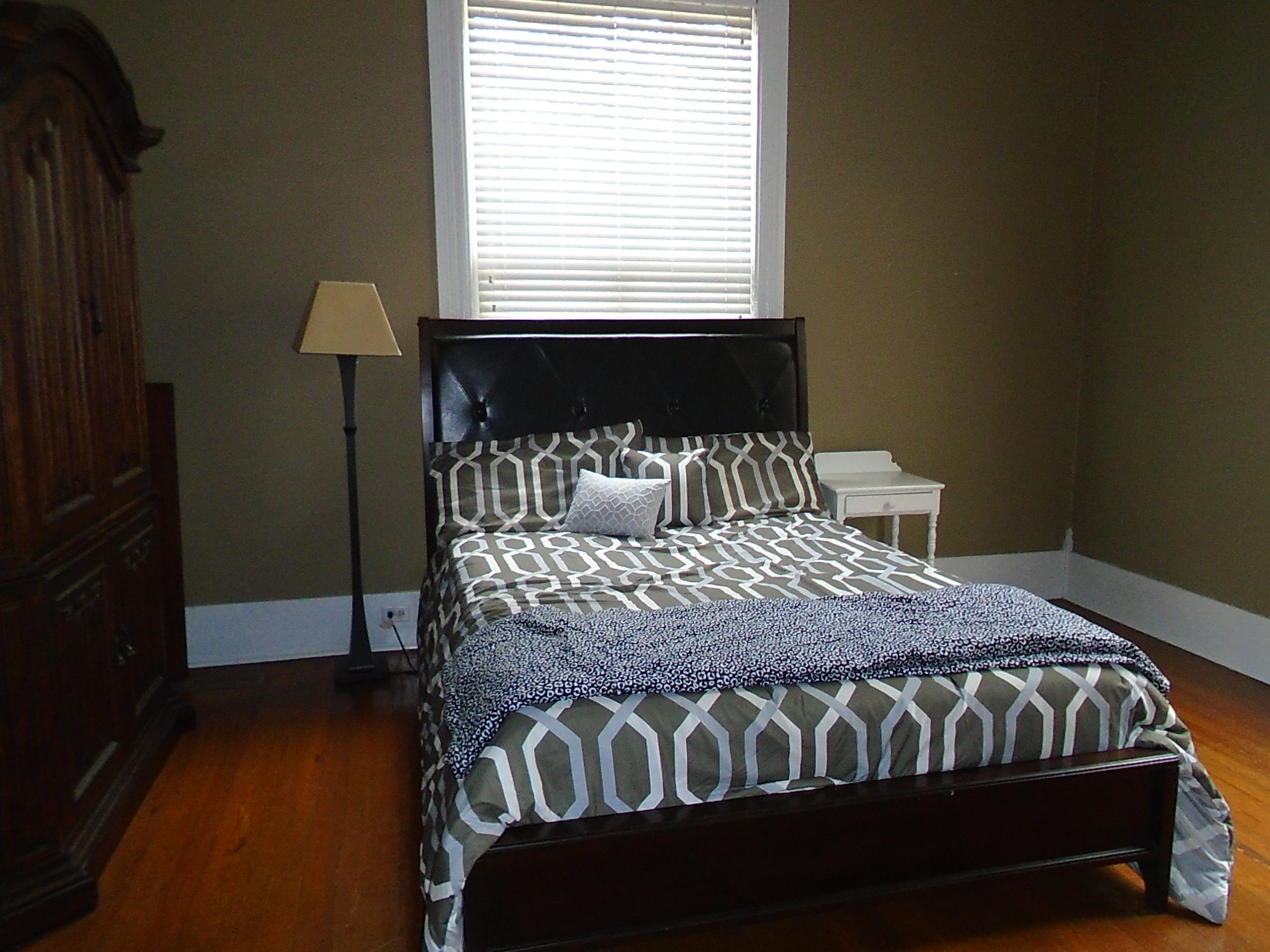 METES AND BOUNDS - Residential