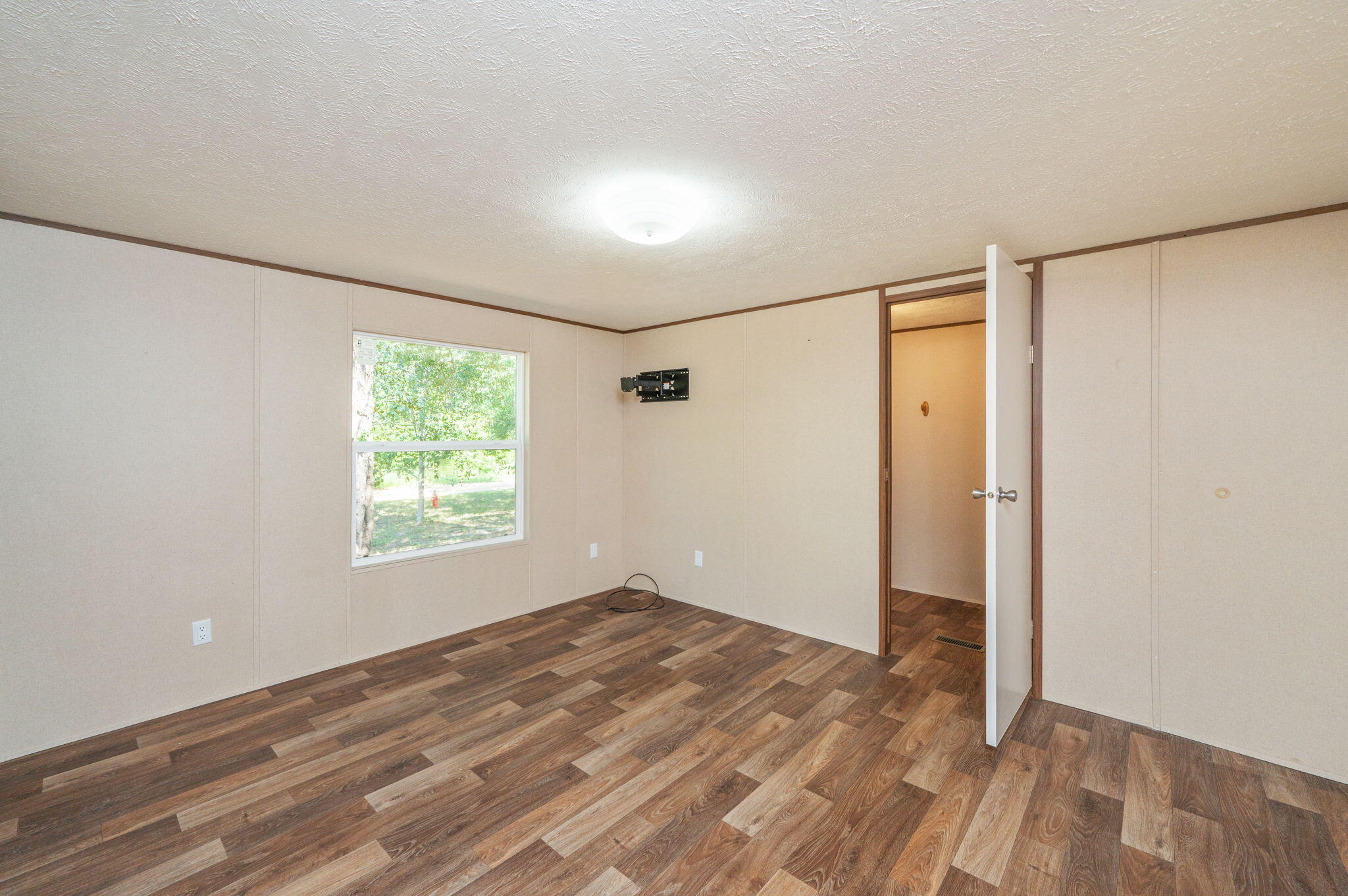 MEETS & BOUNDS - Residential