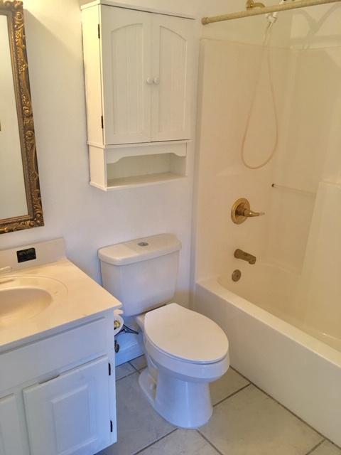 ADASHAN GARDYNS - Residential Lease