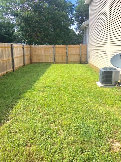 ADASHAN GARDYNS - Residential Lease